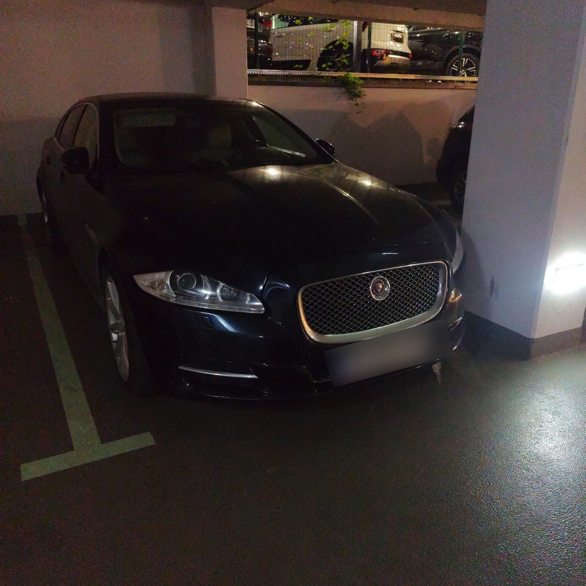 2010 Jaguar XJ (X351)