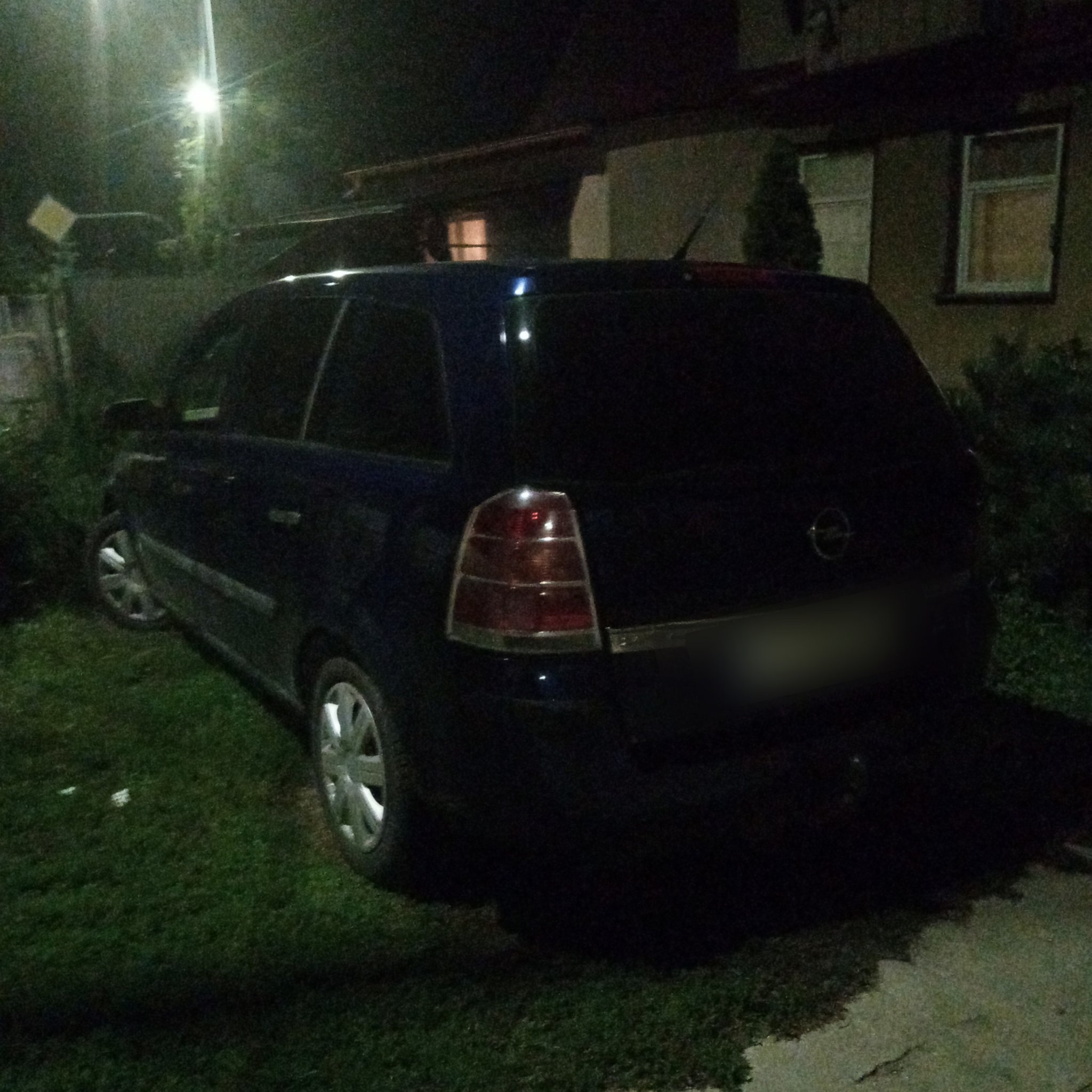 2005 Opel Zafira (B)