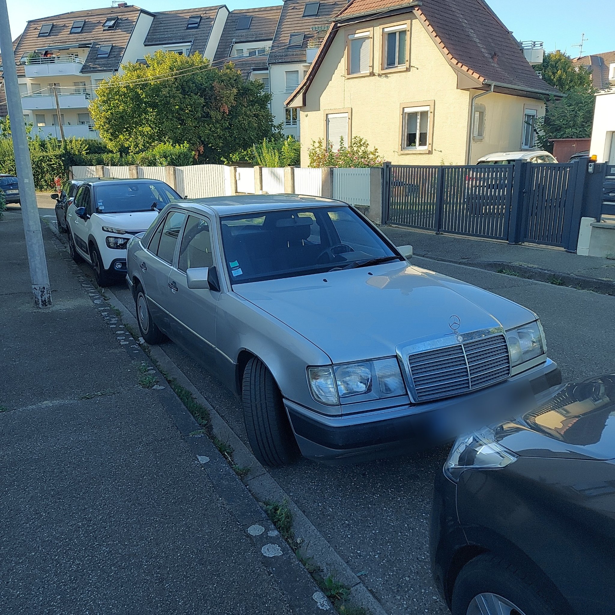 1984 Mercedes-Benz W124