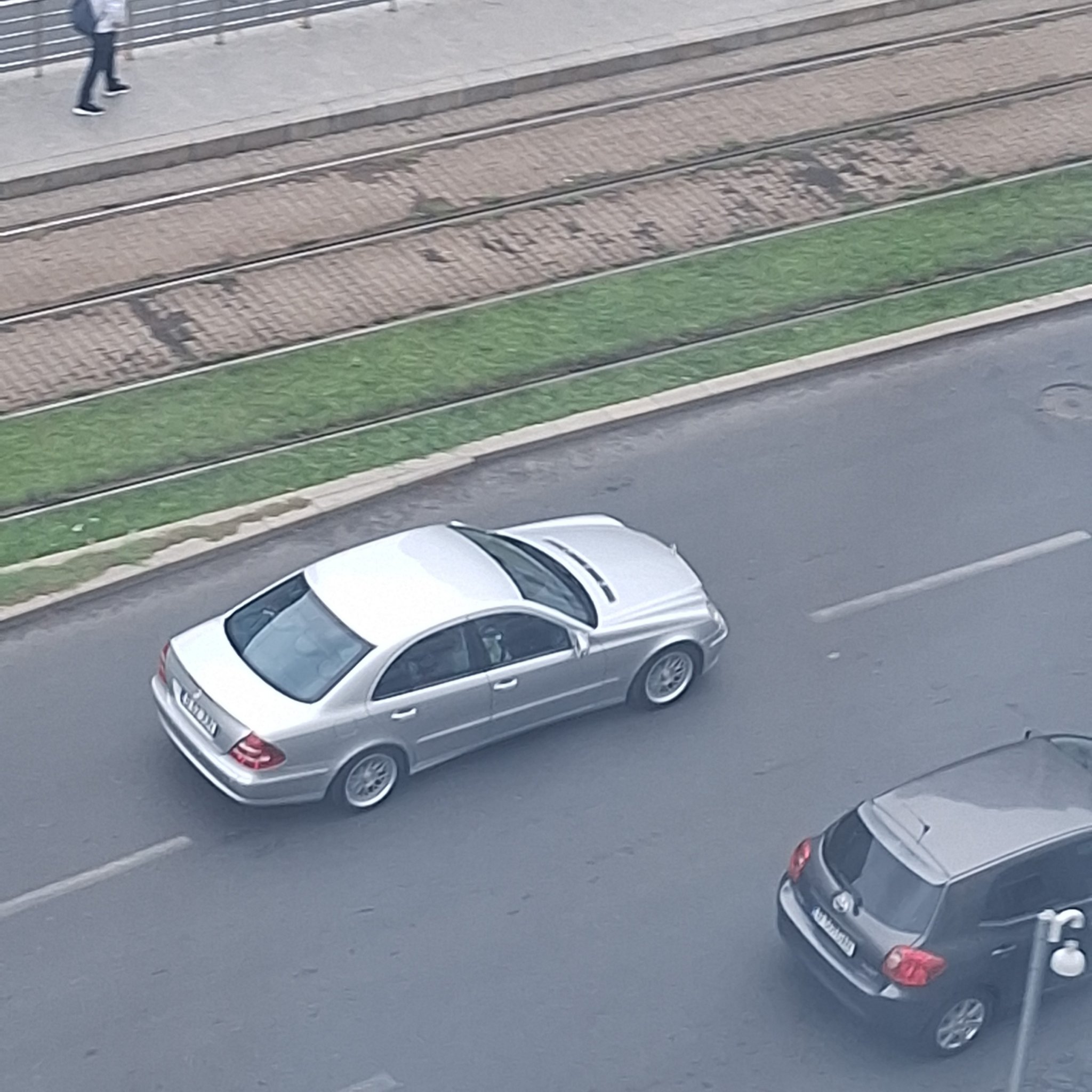 2002 Mercedes-Benz E-Class (W211)