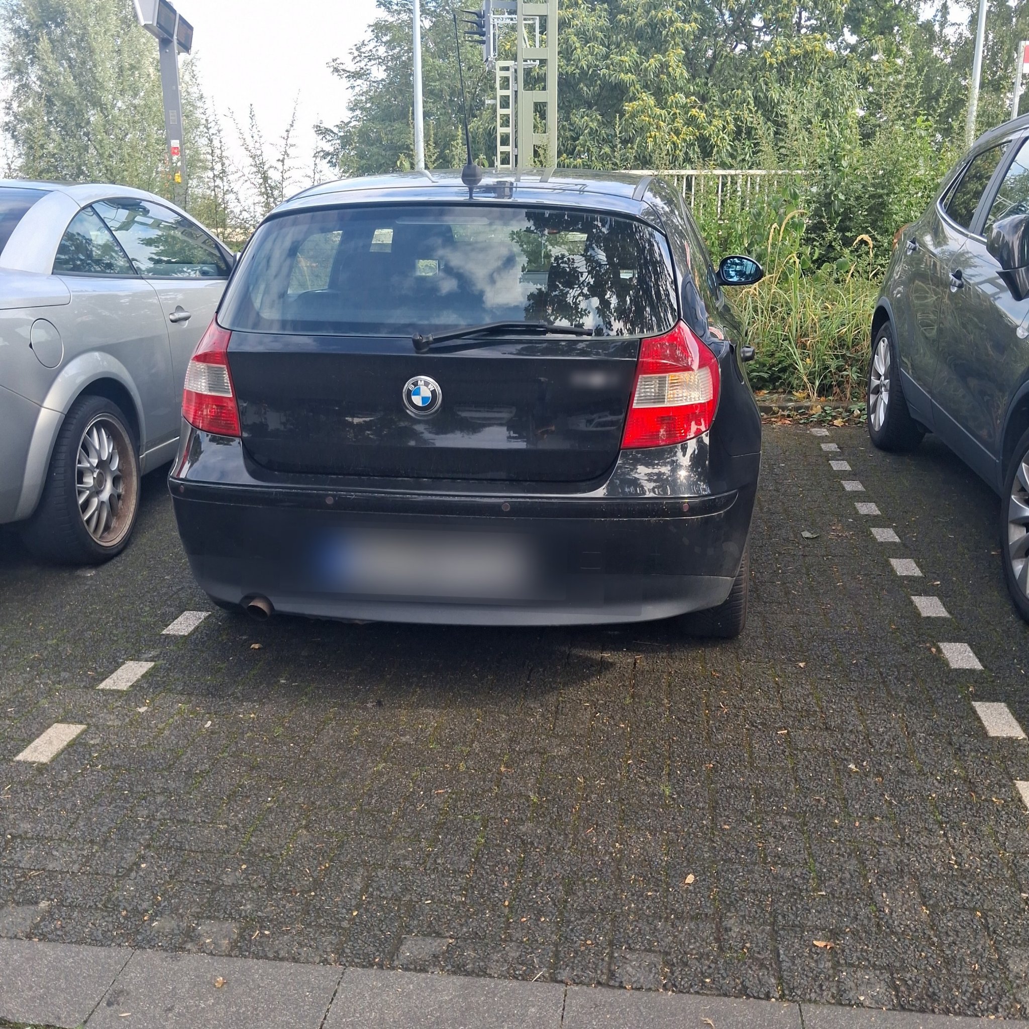 2004 BMW 1 Series (E87)