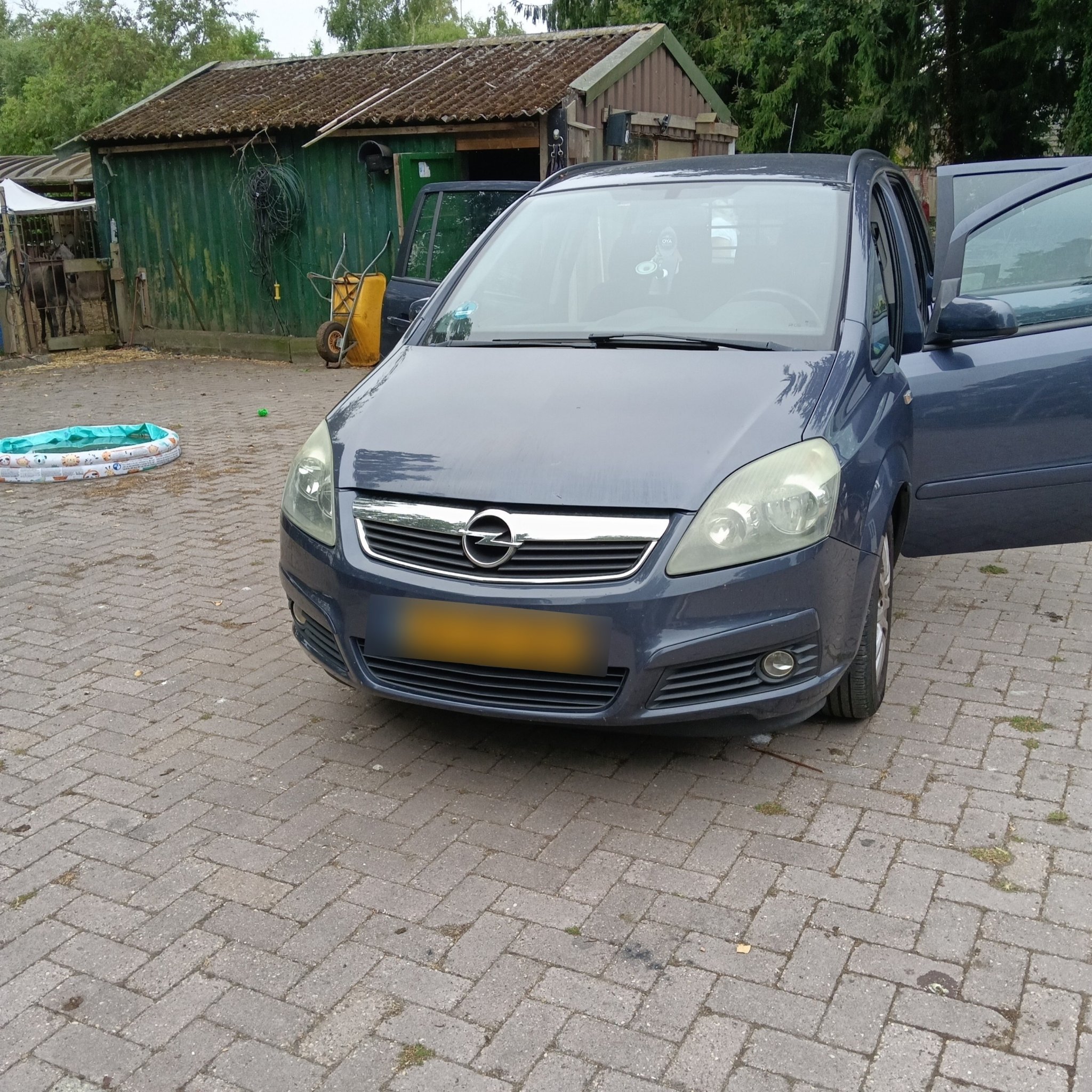 2005 Opel Zafira (B)