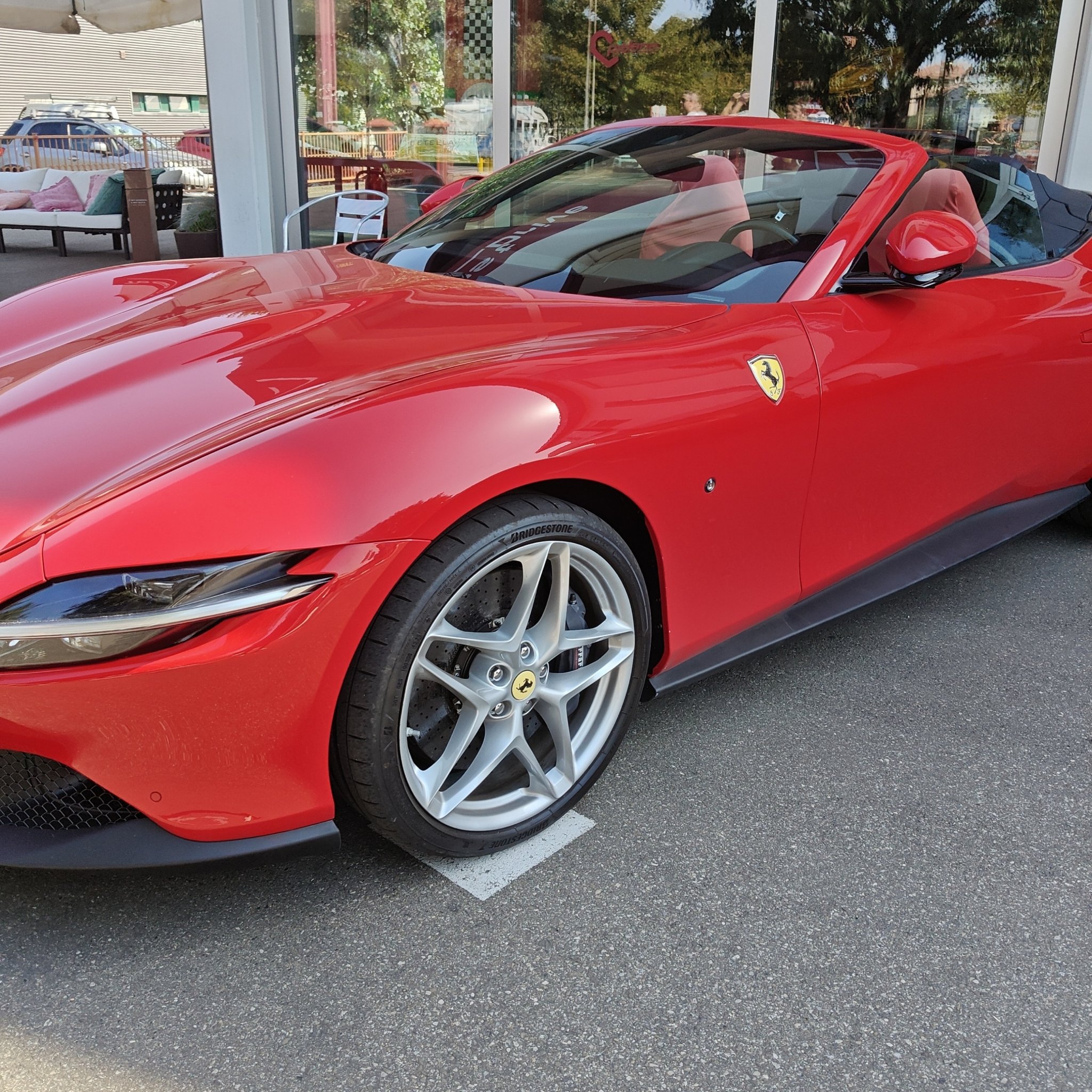 2023 Ferrari Roma Spider