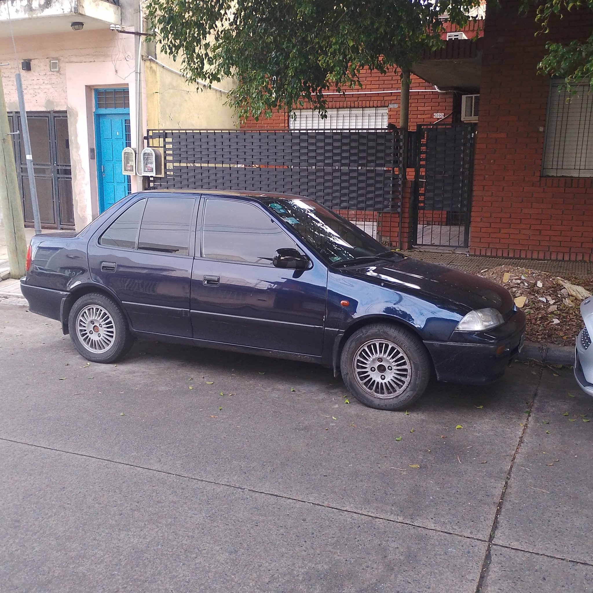 1995 Suzuki Esteem (AA34S)