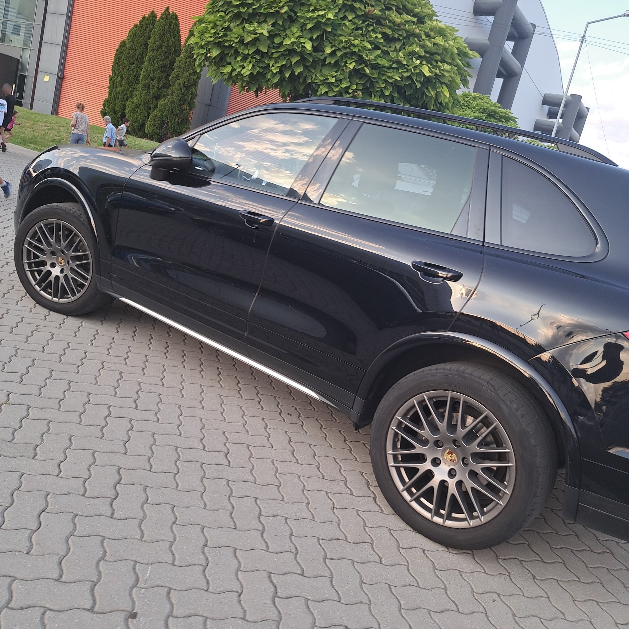 2018 Porsche Cayenne (9YA)