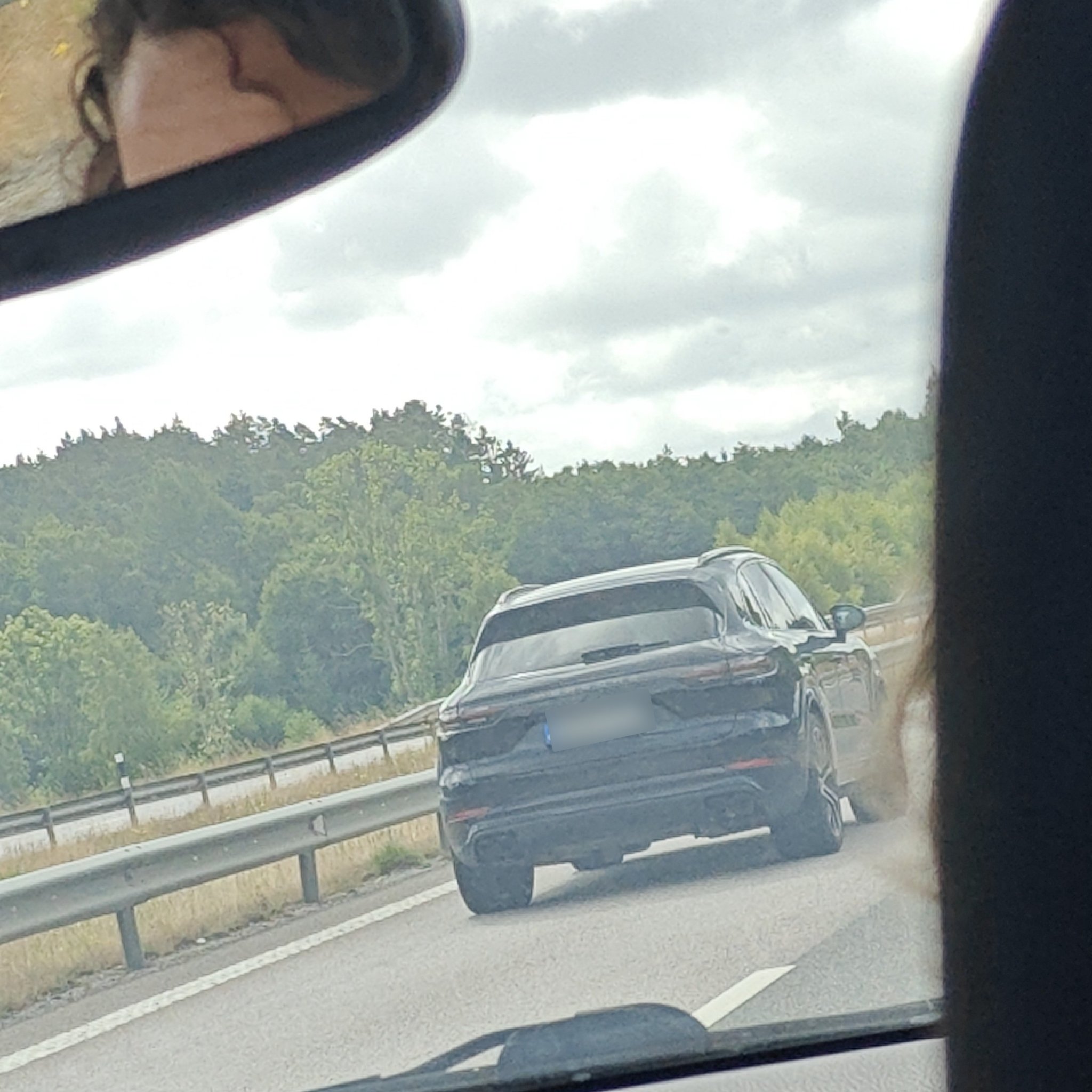 2018 Porsche Cayenne (9YA)