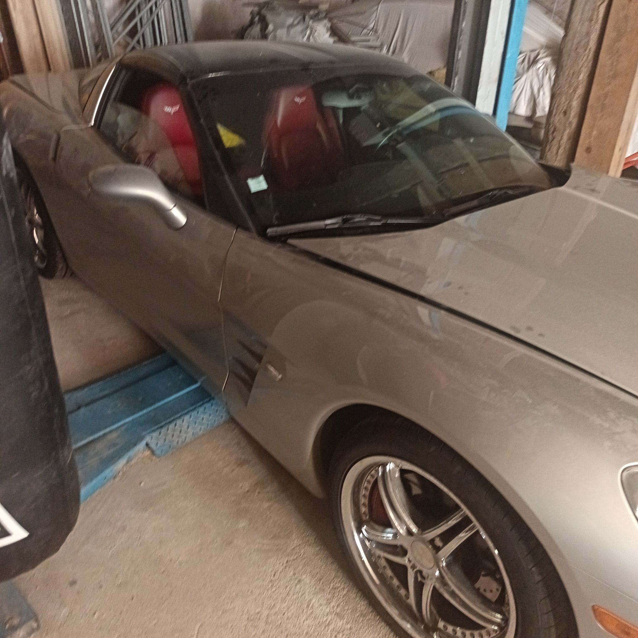 2005 Chevrolet Corvette (C6)