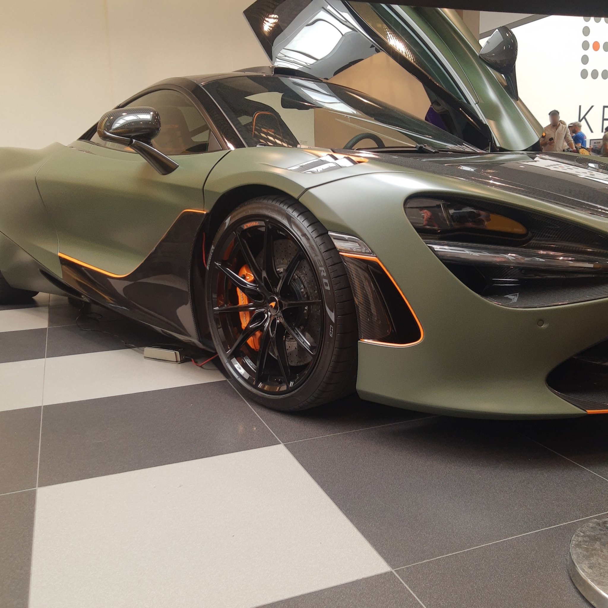 2017 McLaren 720S