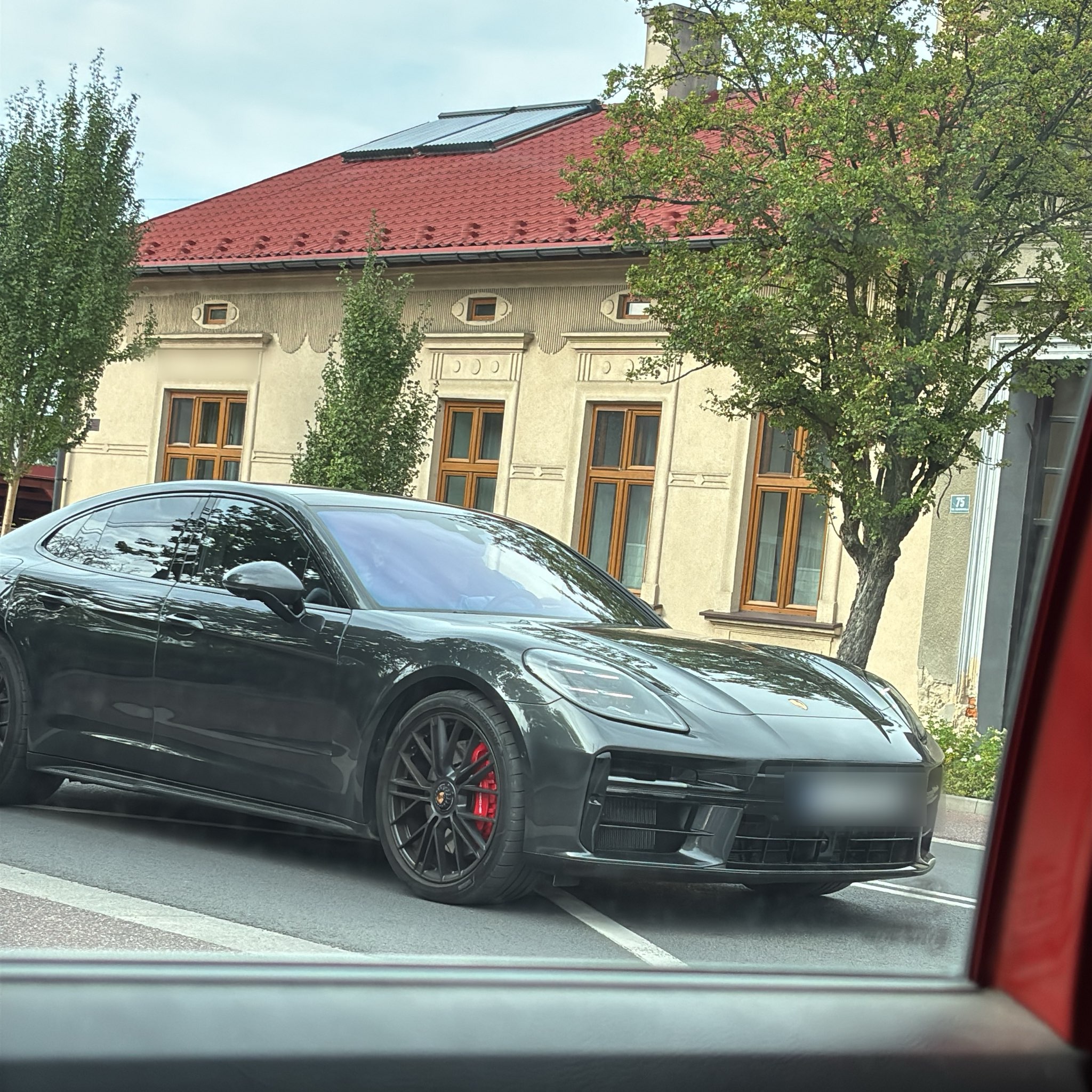 2016 Porsche Panamera (G2)