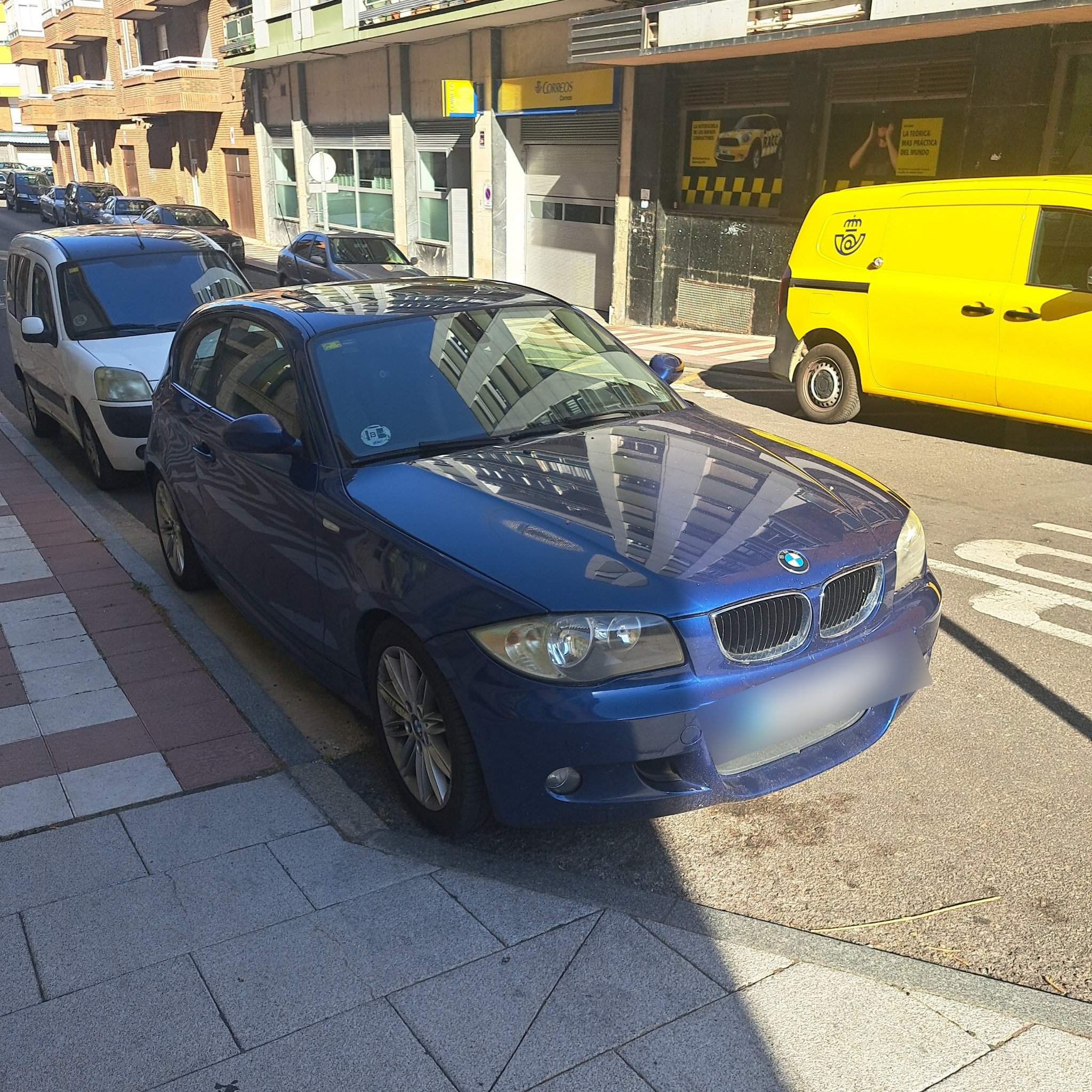 2004 BMW 1 Series (E87)