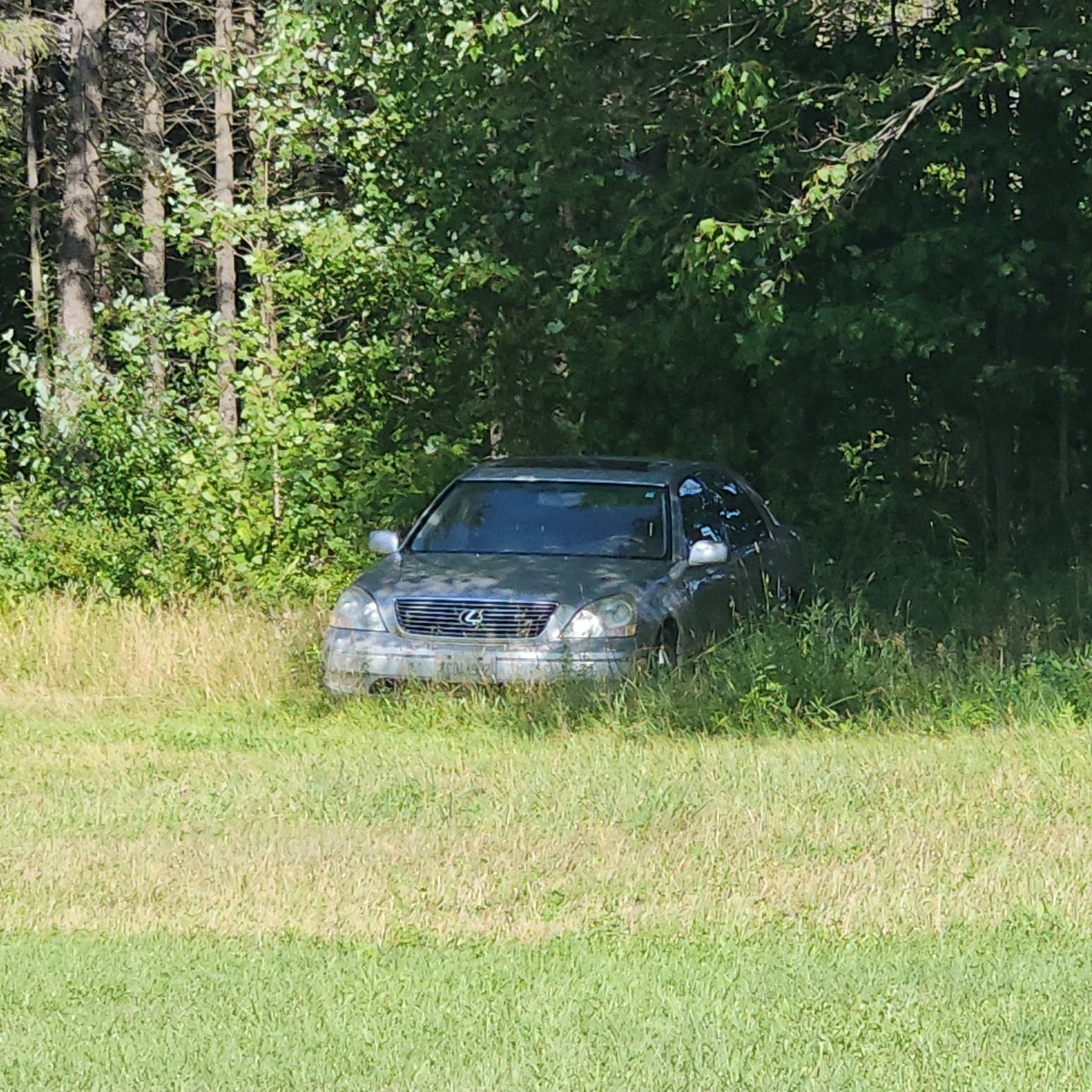 2000 Lexus LS (XF30)