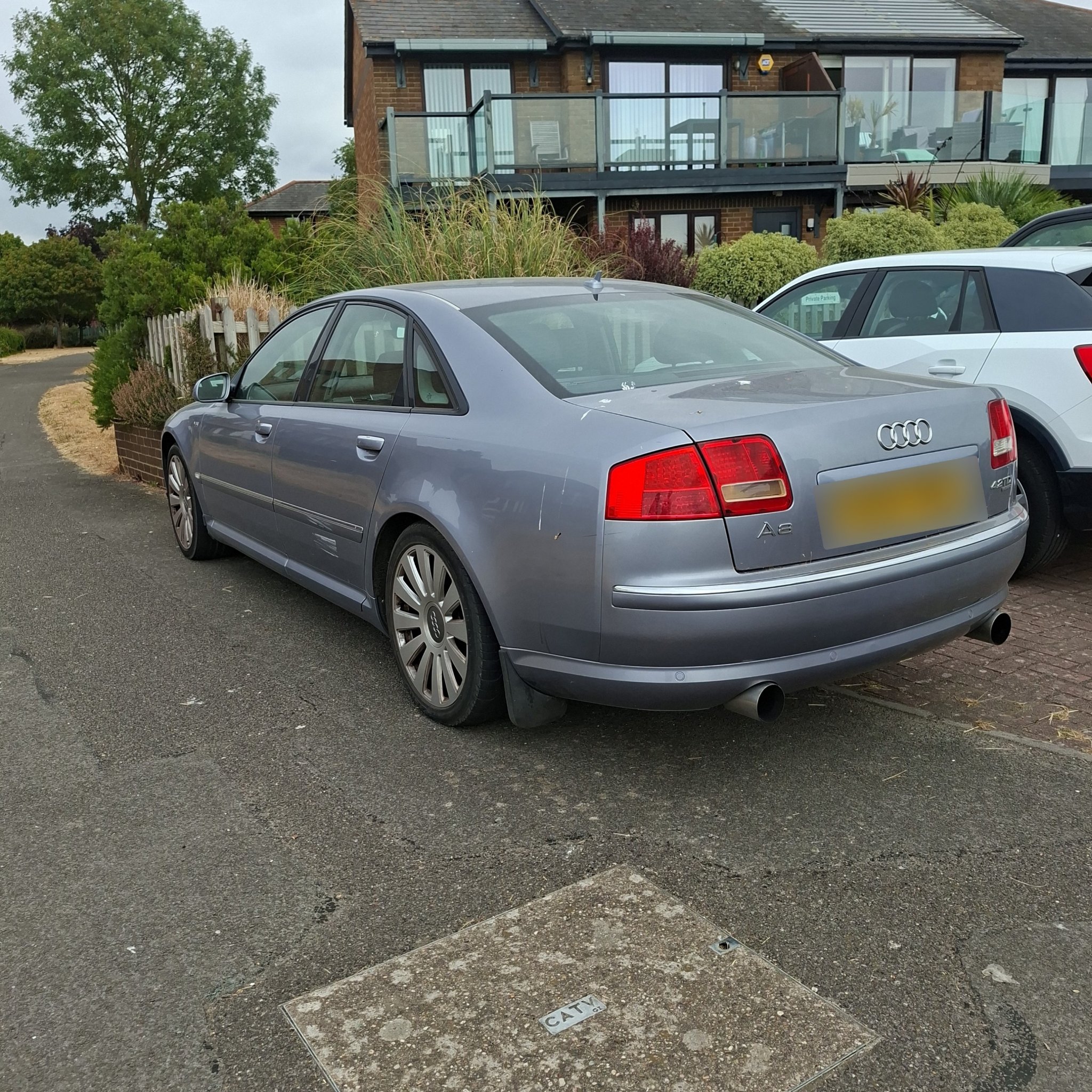 2002 Audi A8 (D3)