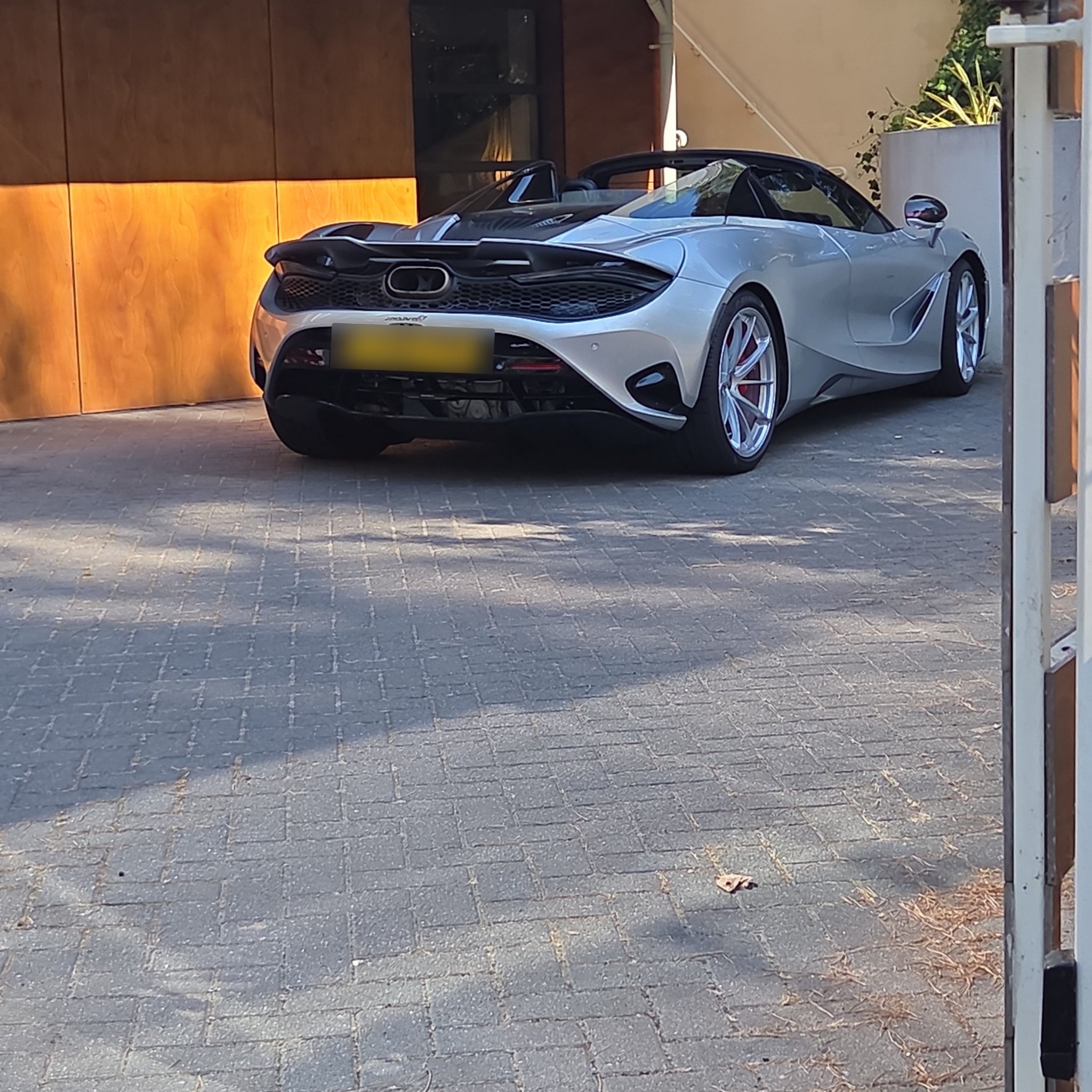 2023 McLaren 750S Spider