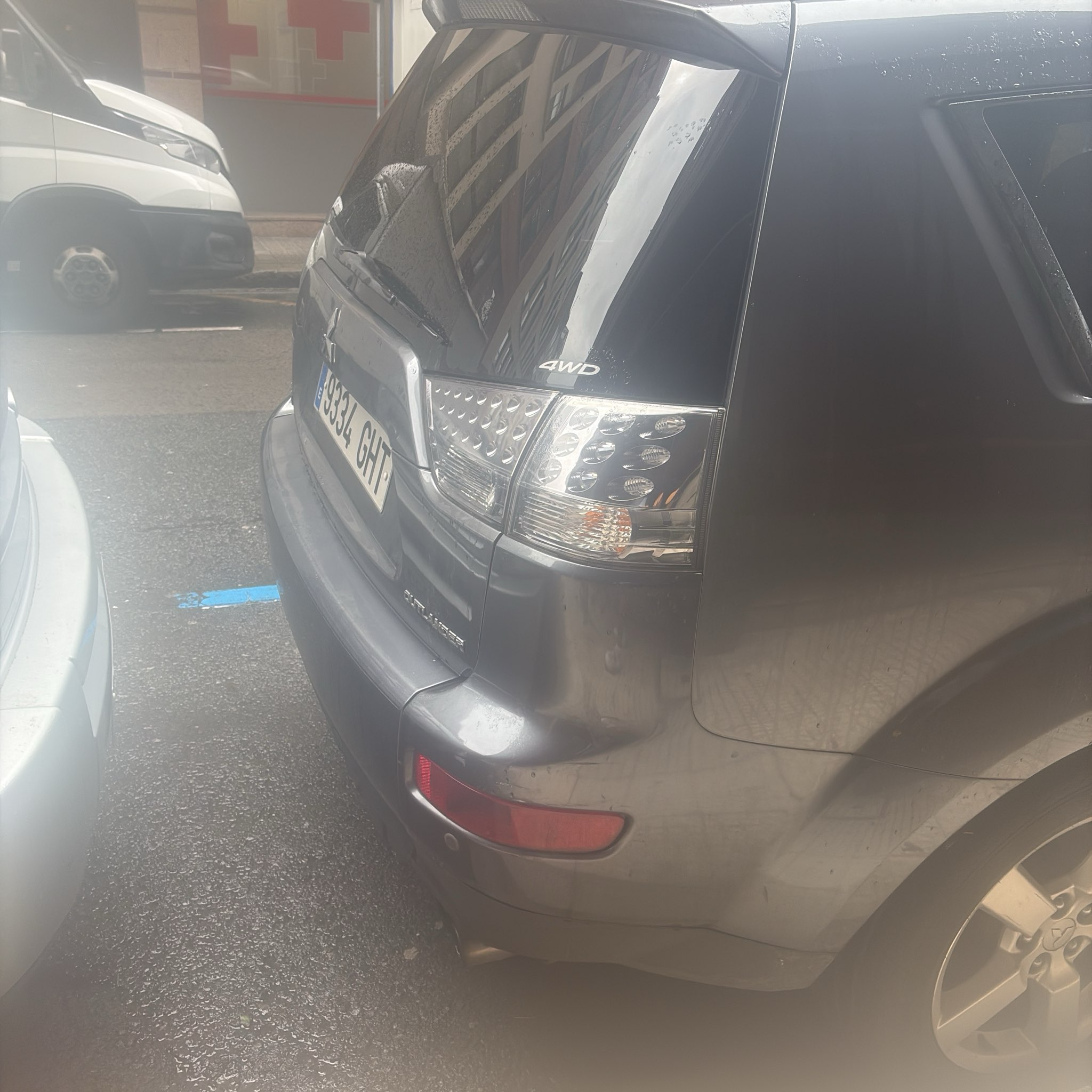 2006 Mitsubishi Outlander (CW)
