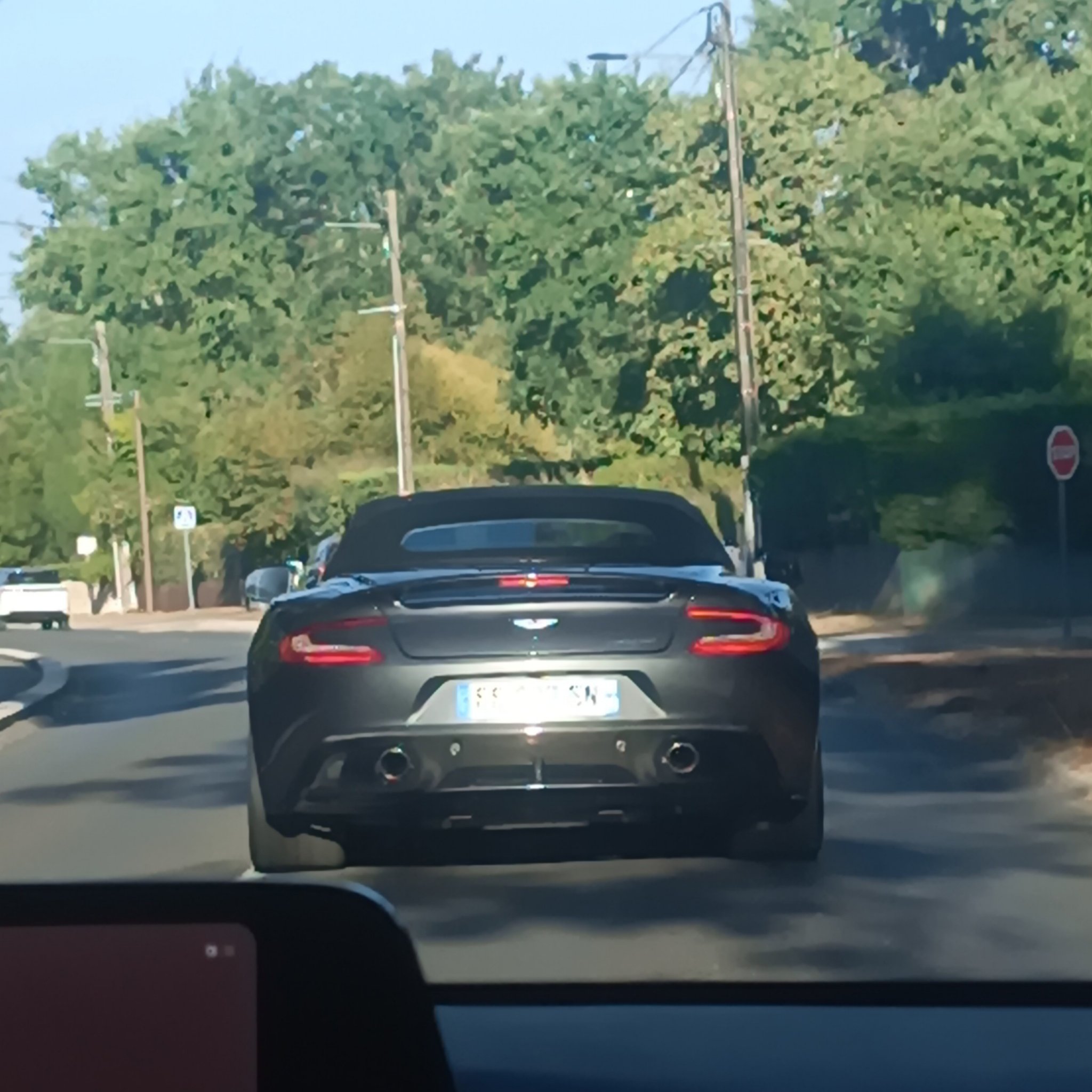 2013 Aston Martin Vanquish Volante