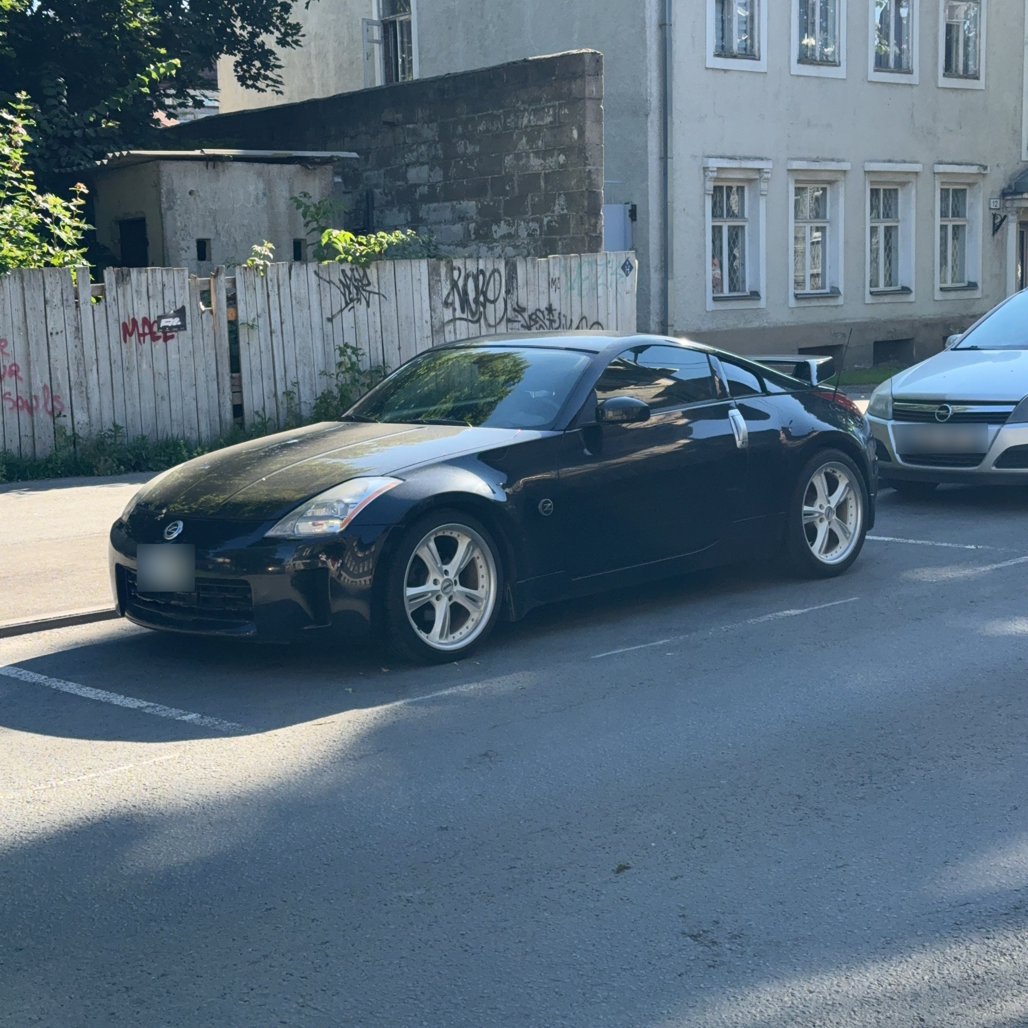 2002 Nissan 350Z (Z33)