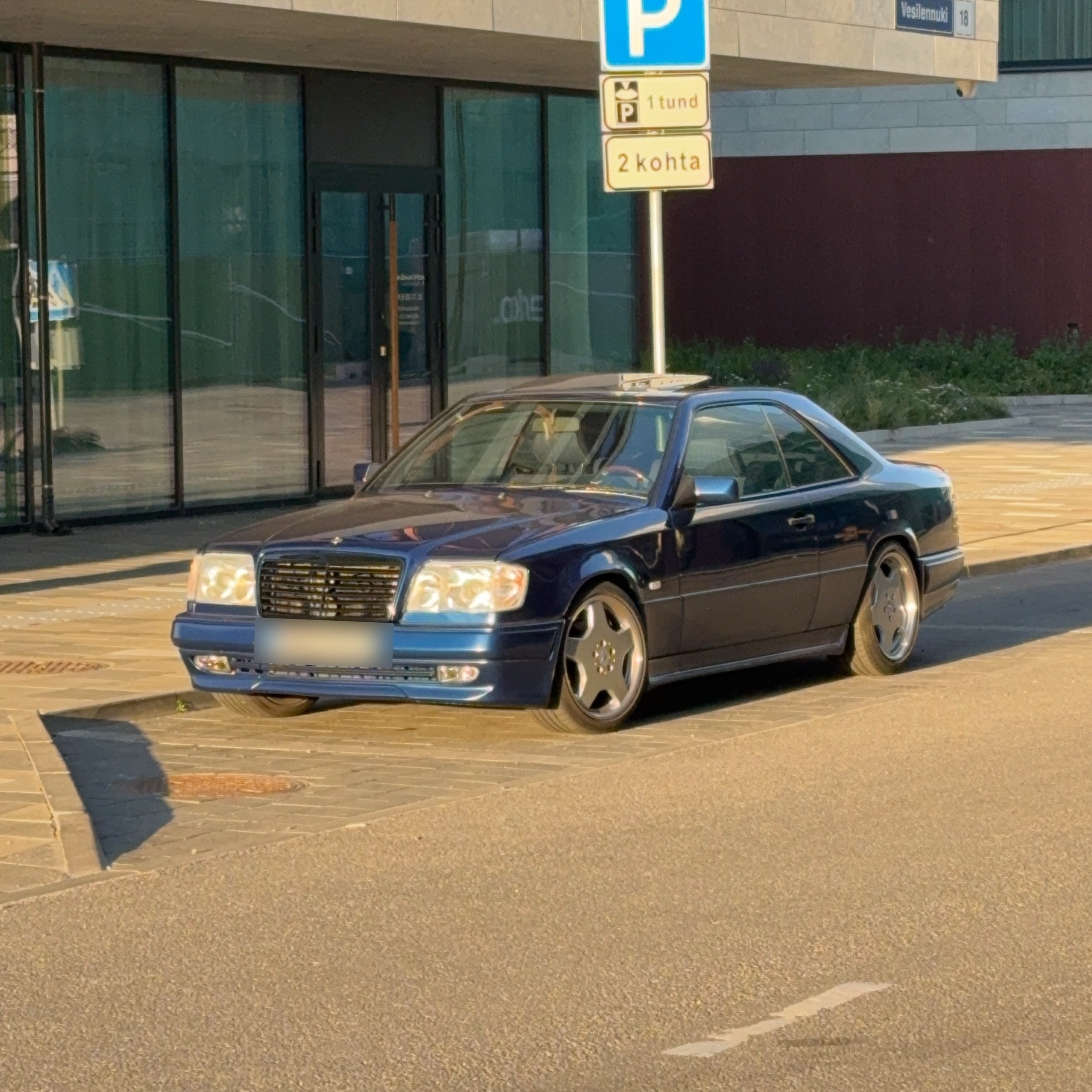 1987 Mercedes-Benz CE (W124) Coupe