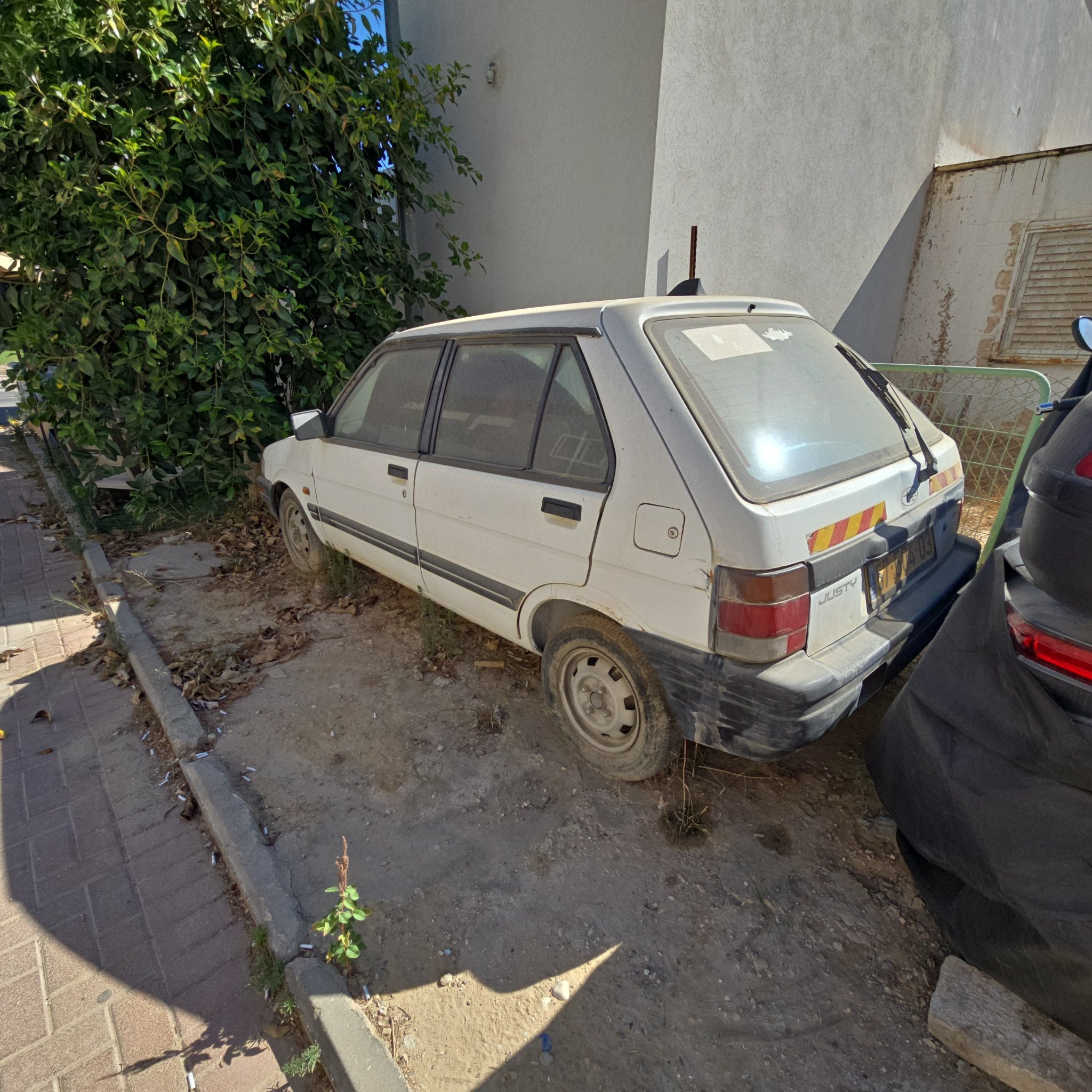 1988 Subaru Justy (KAD)
