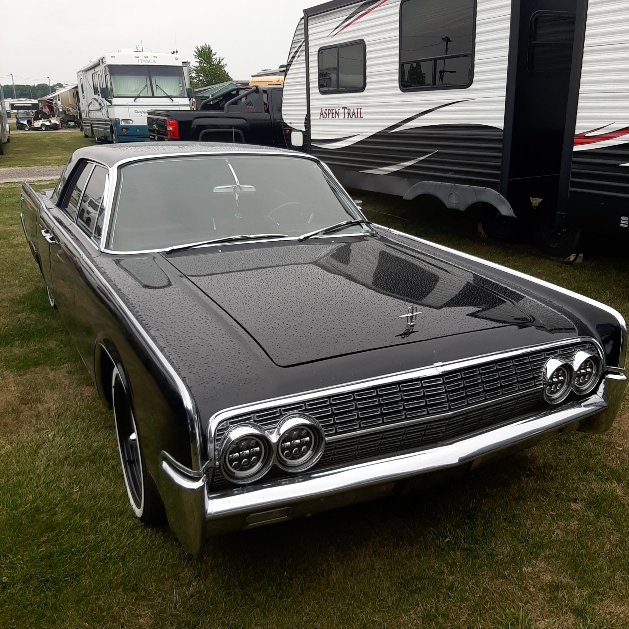 1961 Lincoln Continental (3rd Gen)