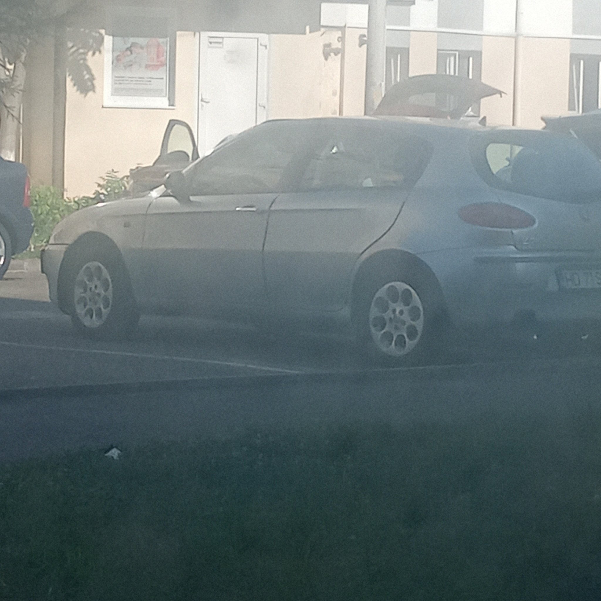 2000 Alfa Romeo 147 (937)