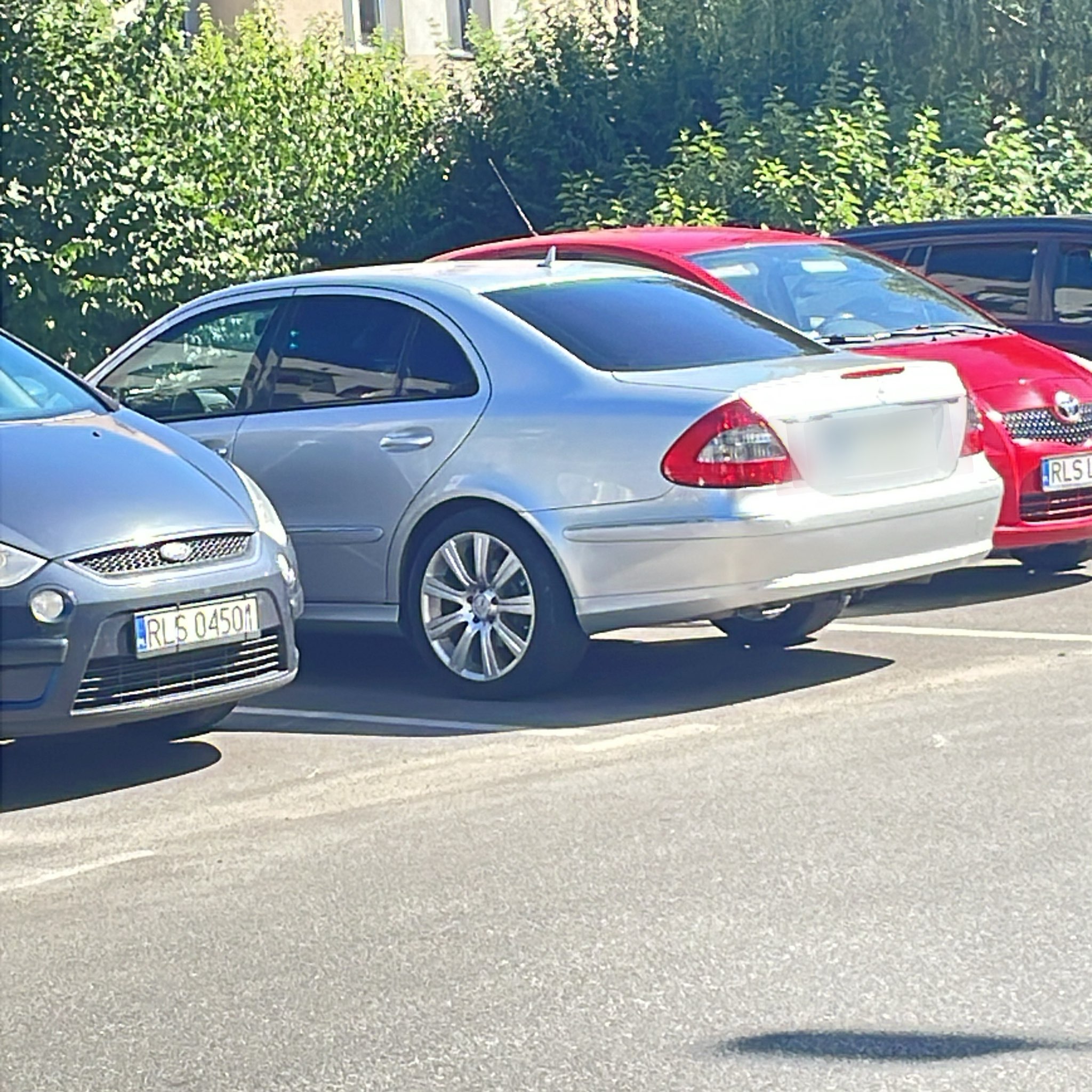 2002 Mercedes-Benz E-Class (W211)