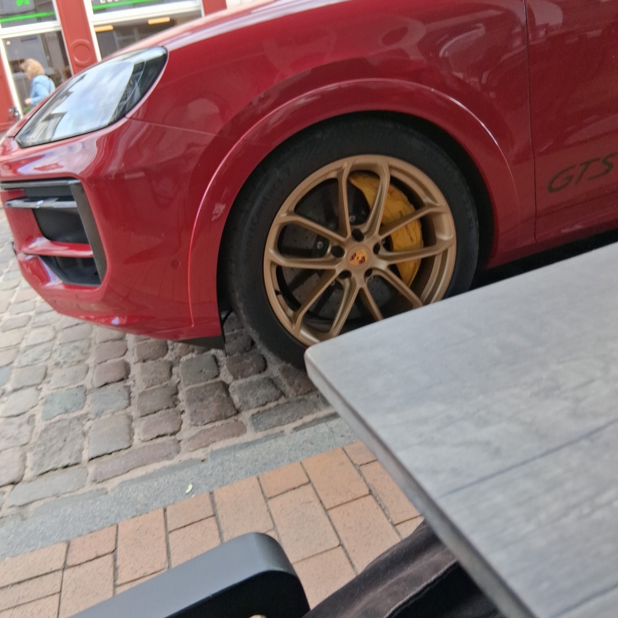 2020 Porsche Cayenne GTS (9YA)