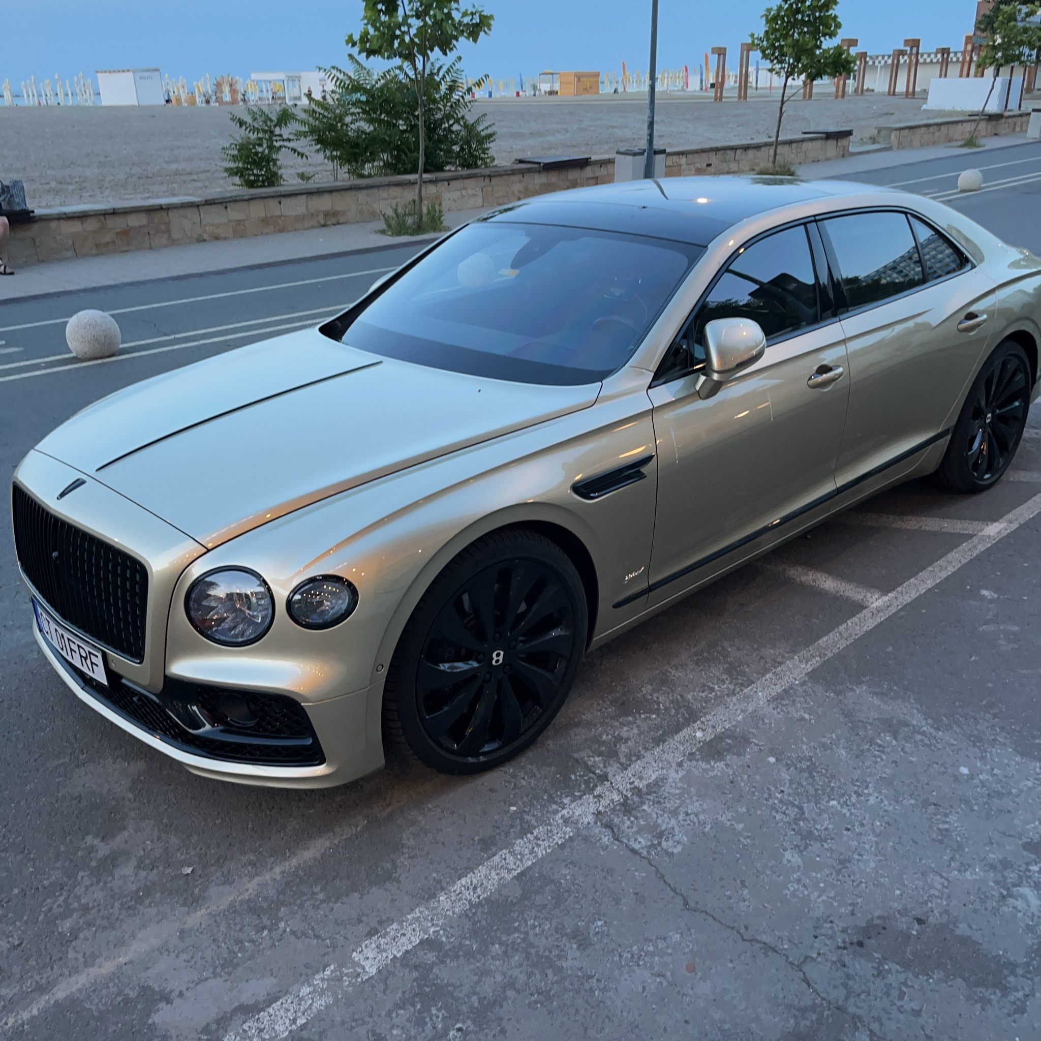 2019 Bentley Flying Spur (III)