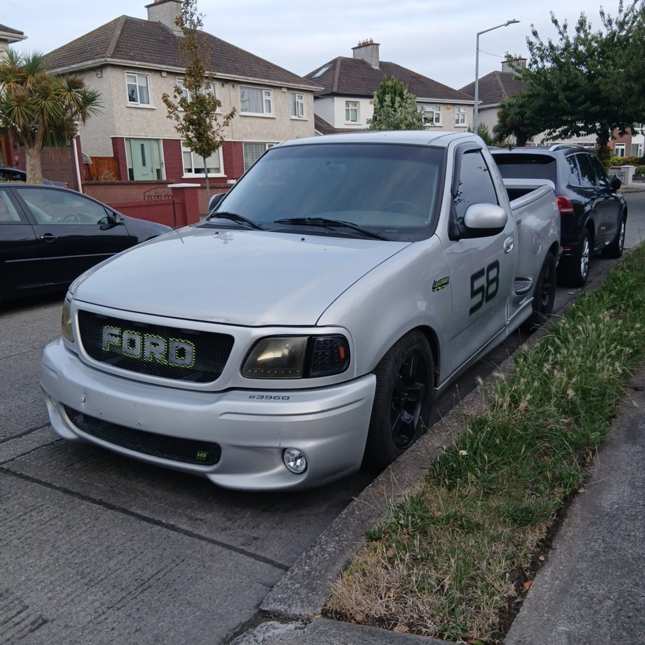 1999 Ford F-150 SVT Lightning (Mk2)