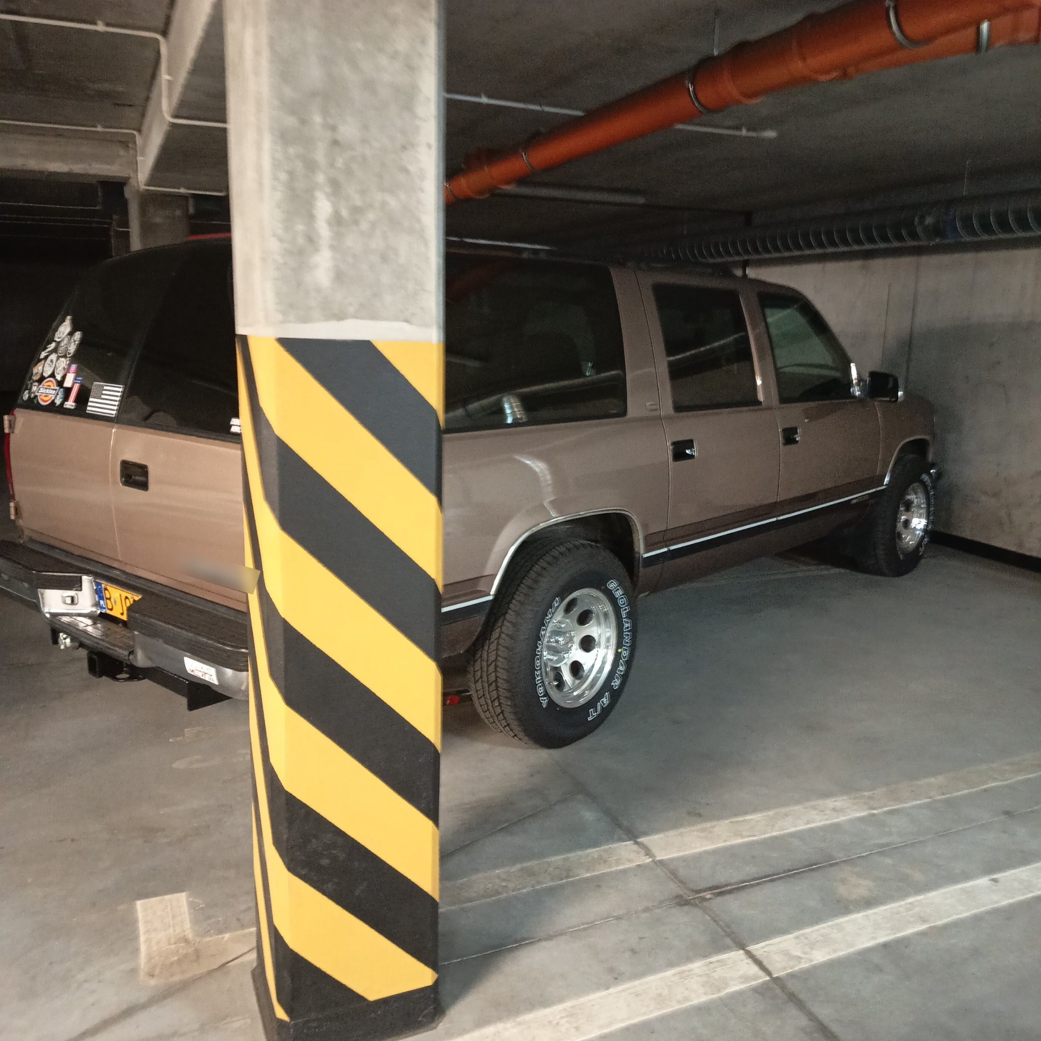 1992 Chevrolet Suburban (GMT400)