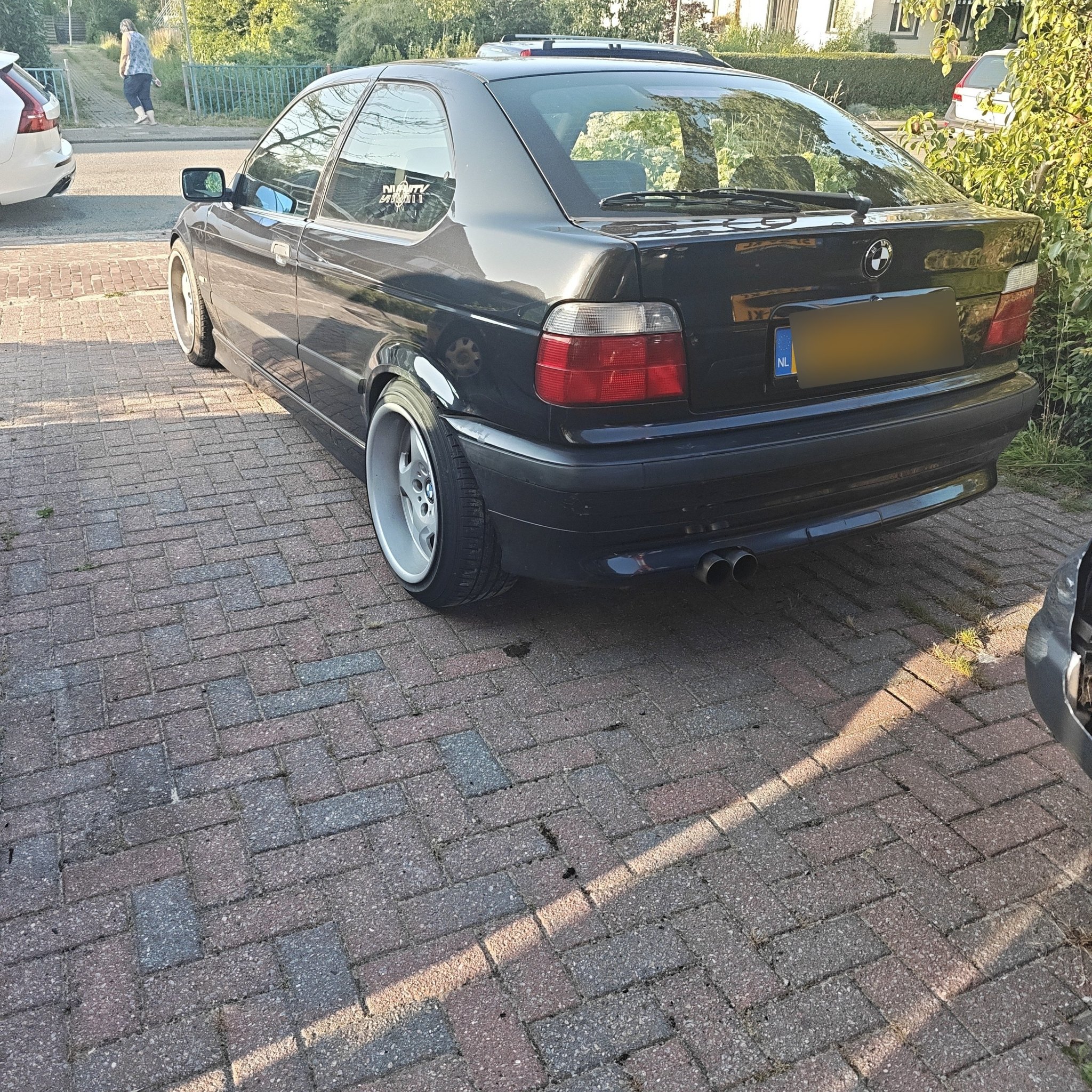 1994 BMW 3 Series (E36) Compact