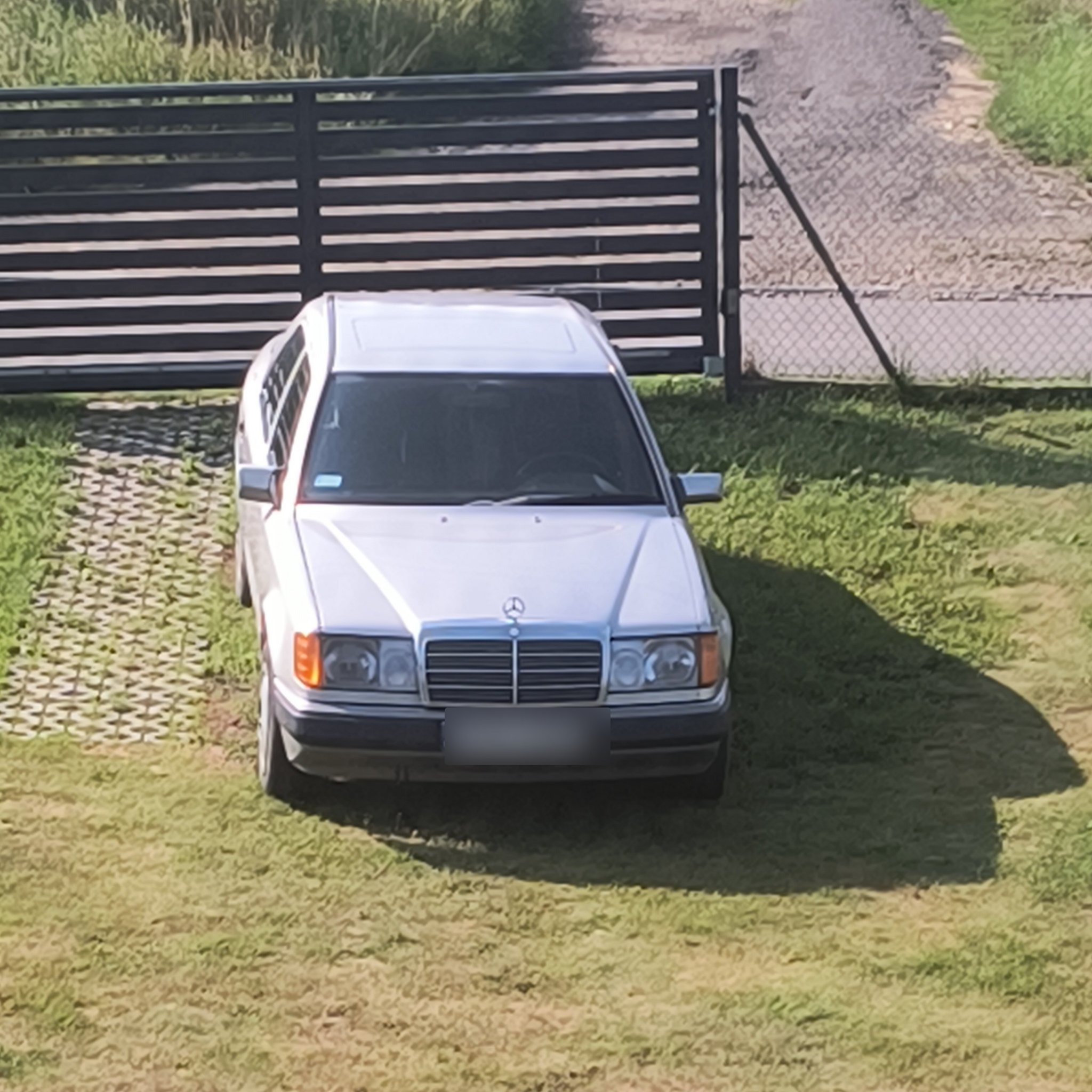 1985 Mercedes-Benz E-Class (W124) Estate