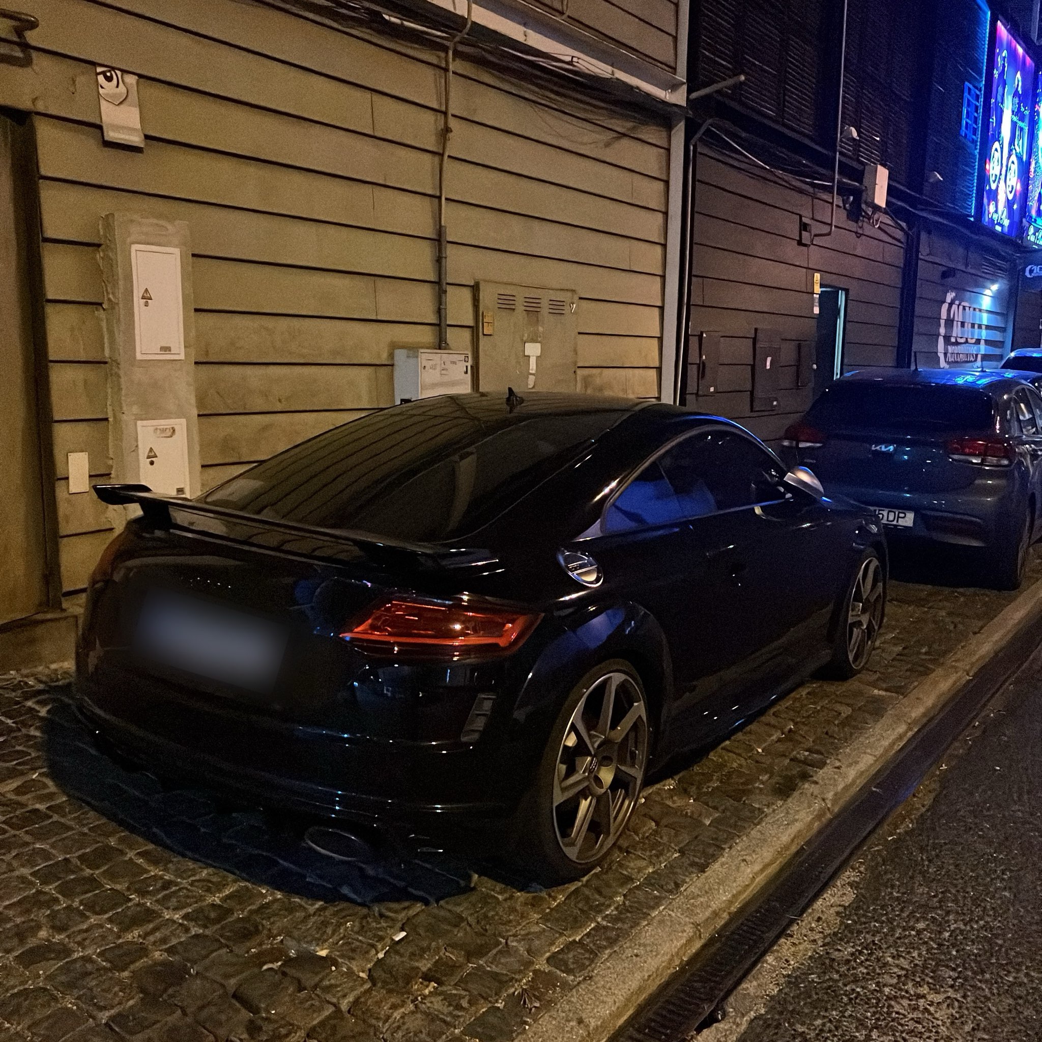 2016 Audi TT RS (8S)