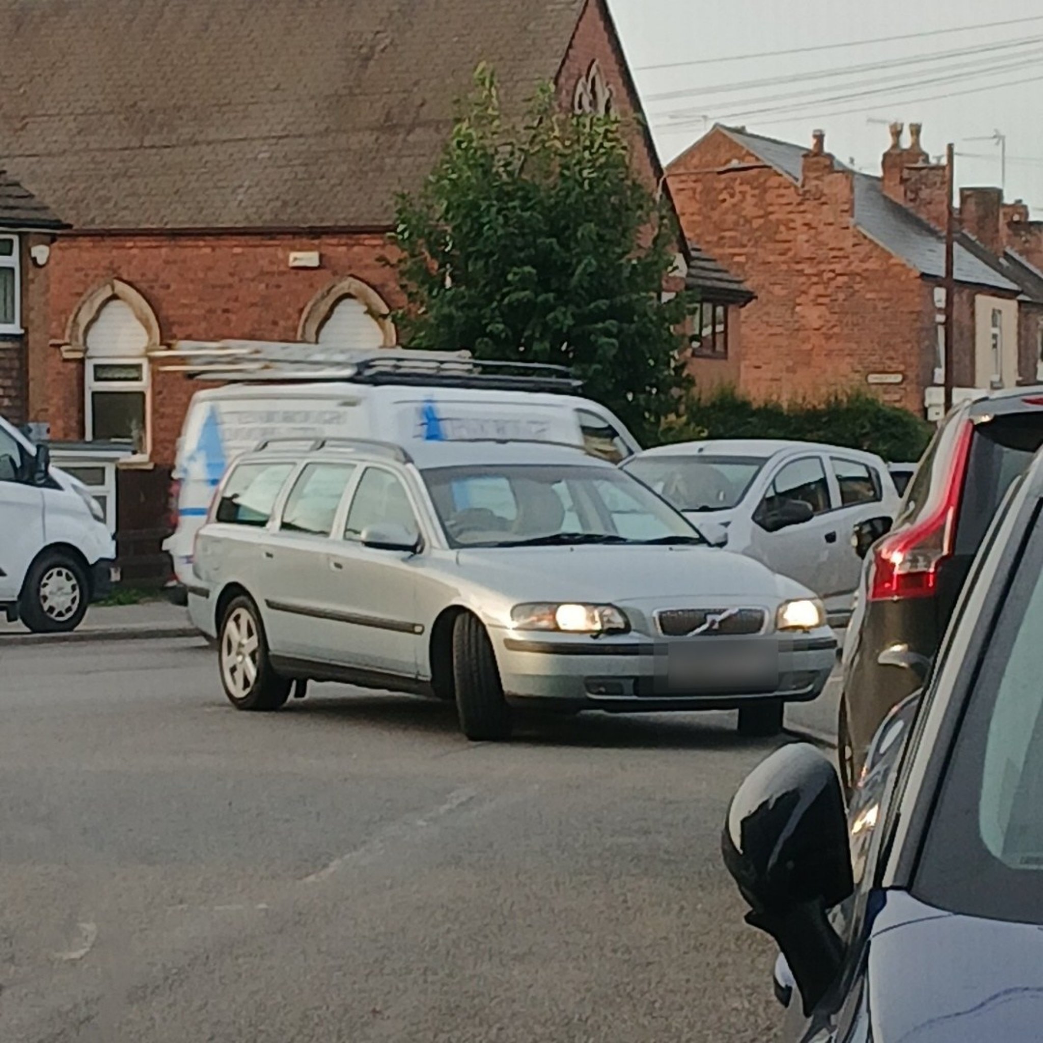 2000 Volvo V70 (P2)