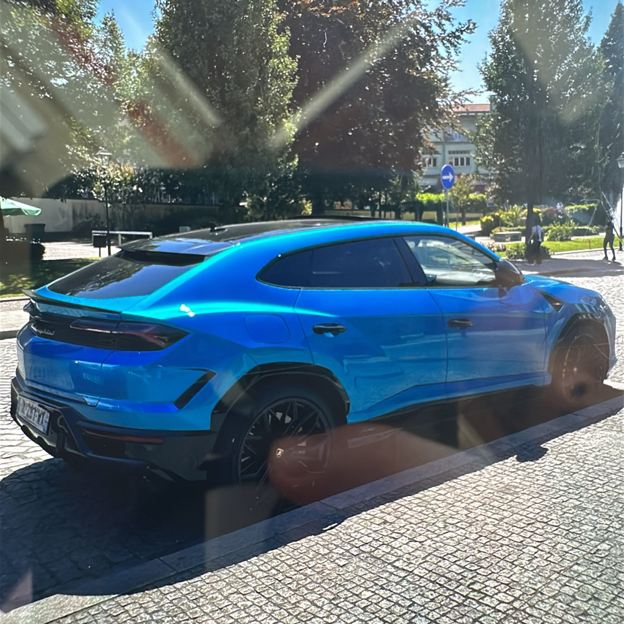 2022 Lamborghini Urus (S)