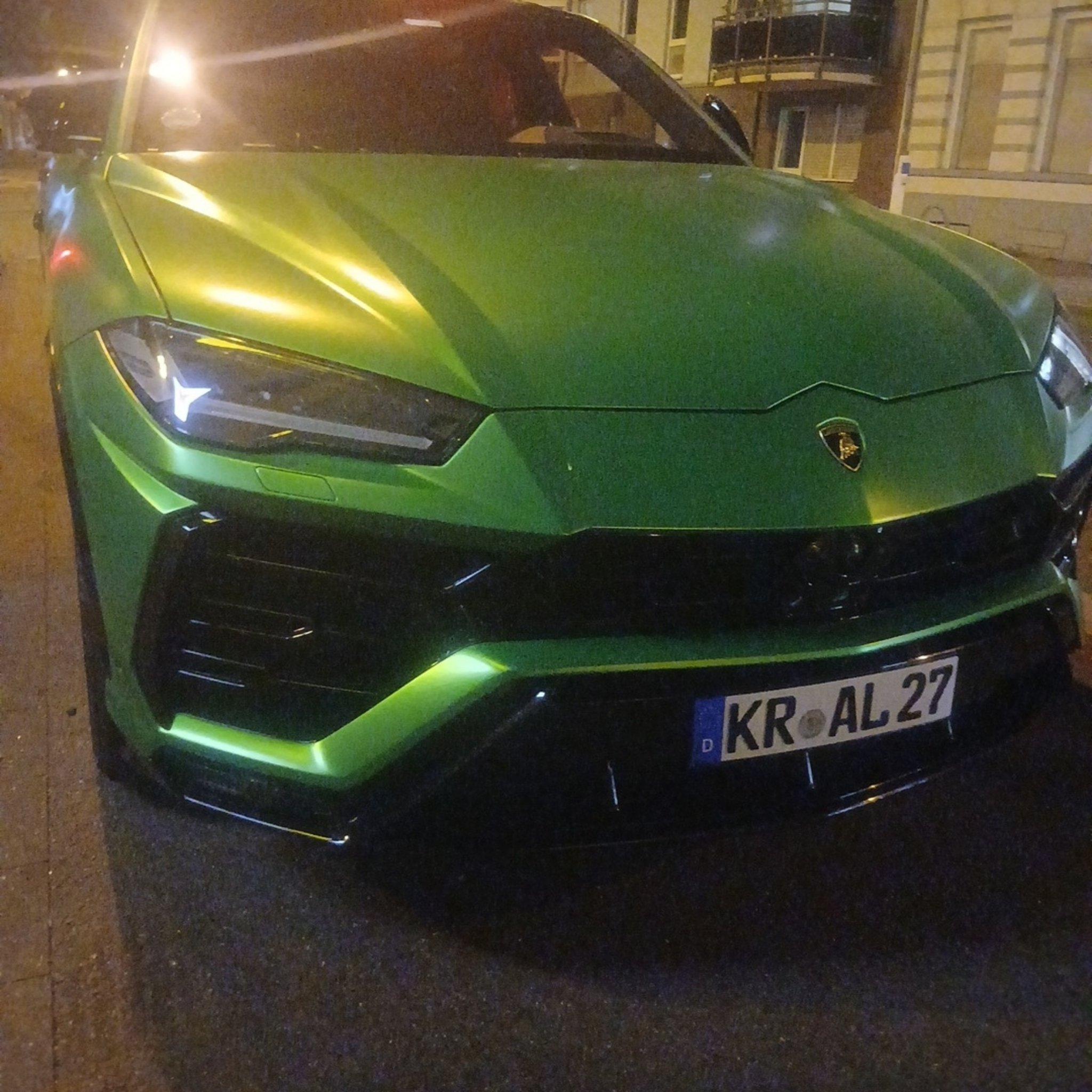 2022 Lamborghini Urus Performante