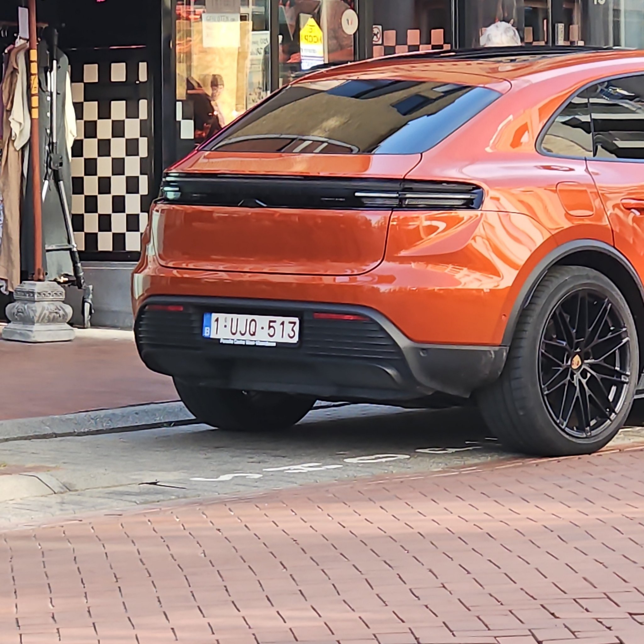 2024 Porsche Macan (J1) Turbo