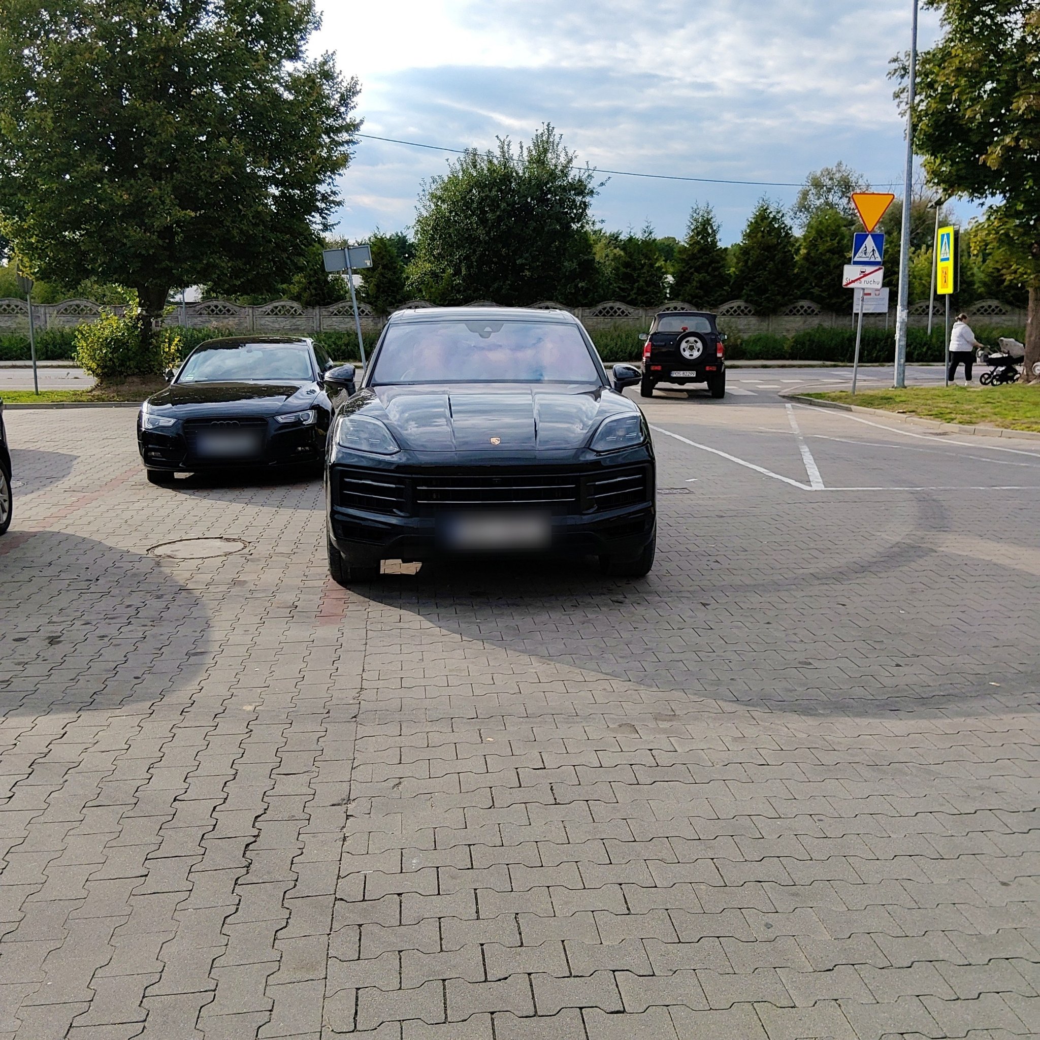 2018 Porsche Cayenne (9YA)