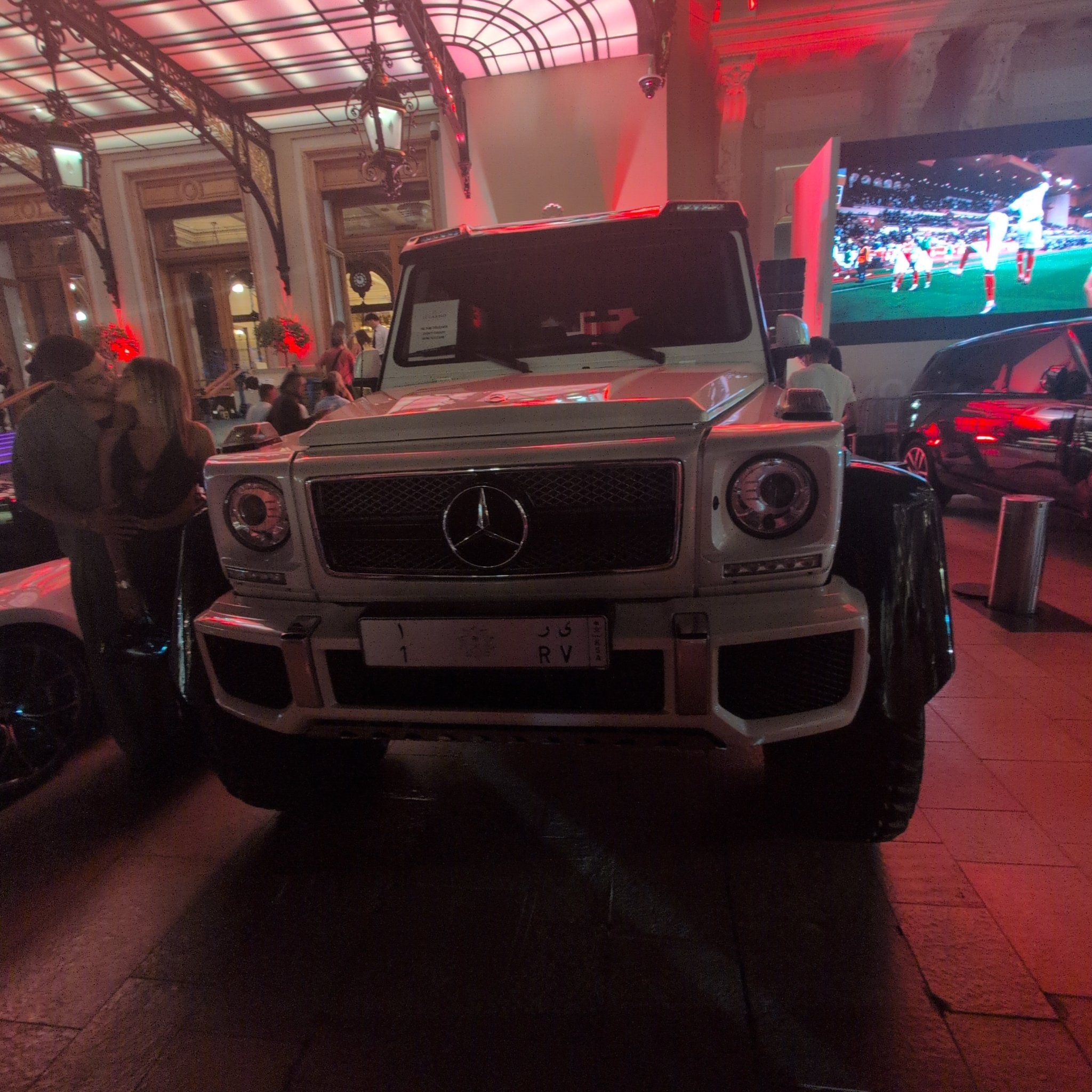 2013 Mercedes-AMG G63 6x6