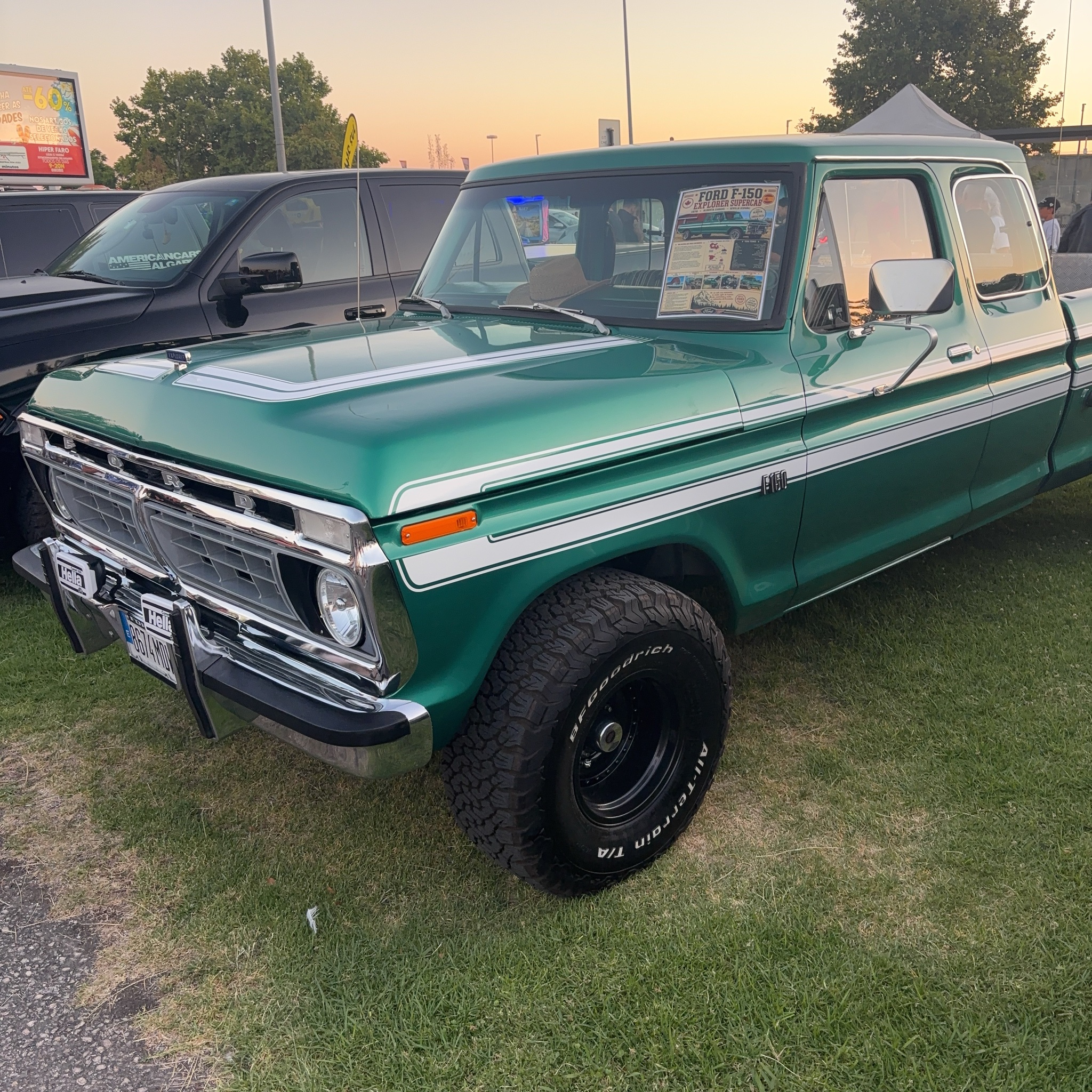 1975 Ford F-150 (Fifth Gen) Explorer SuperCab
