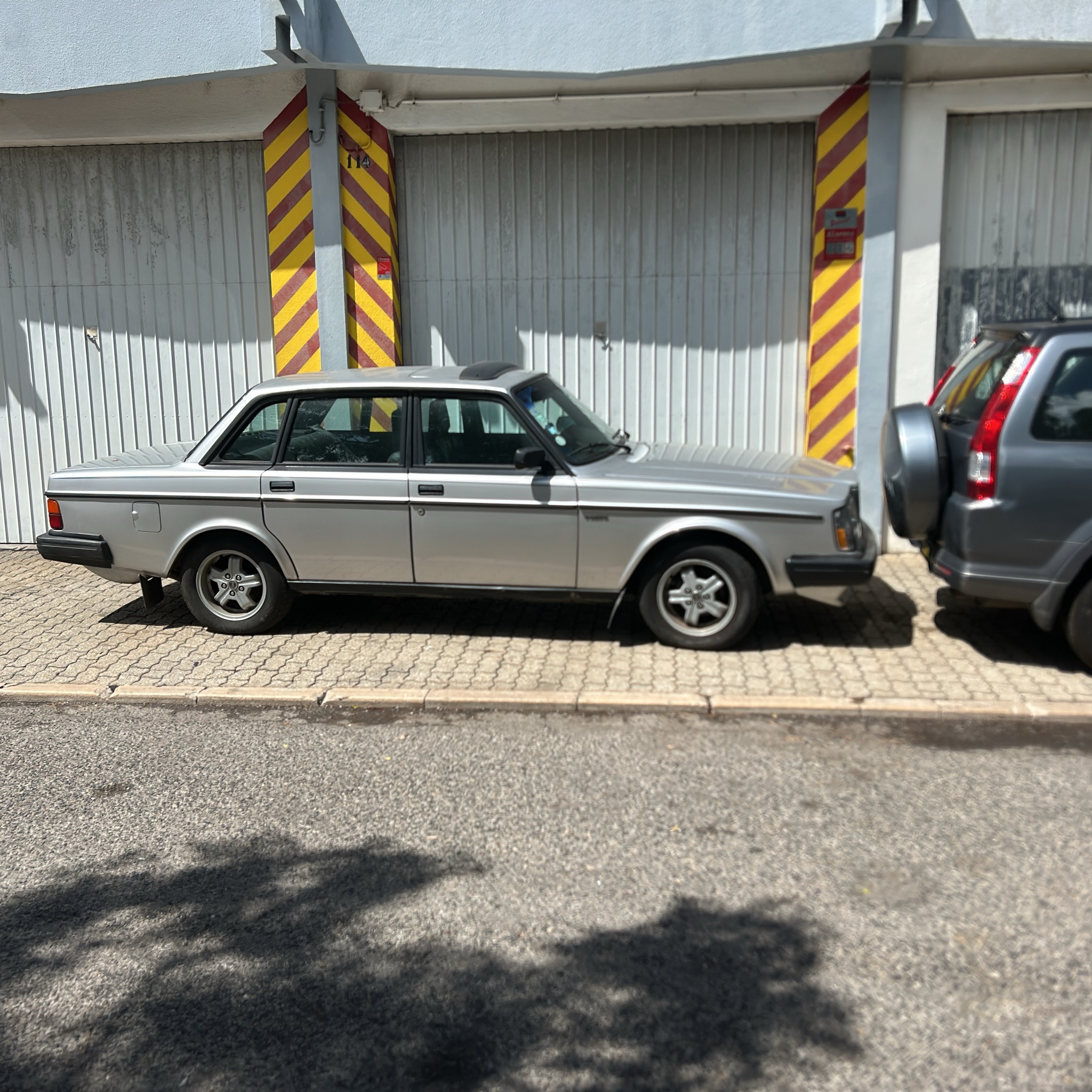 1974 Volvo 244