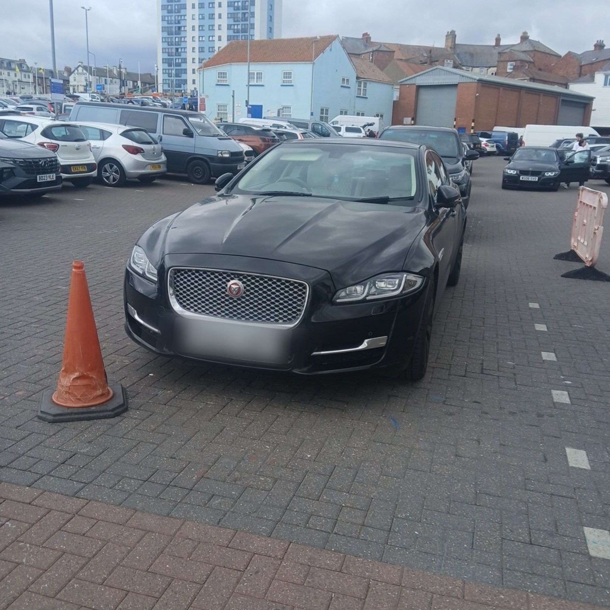 2010 Jaguar XJ (X351)