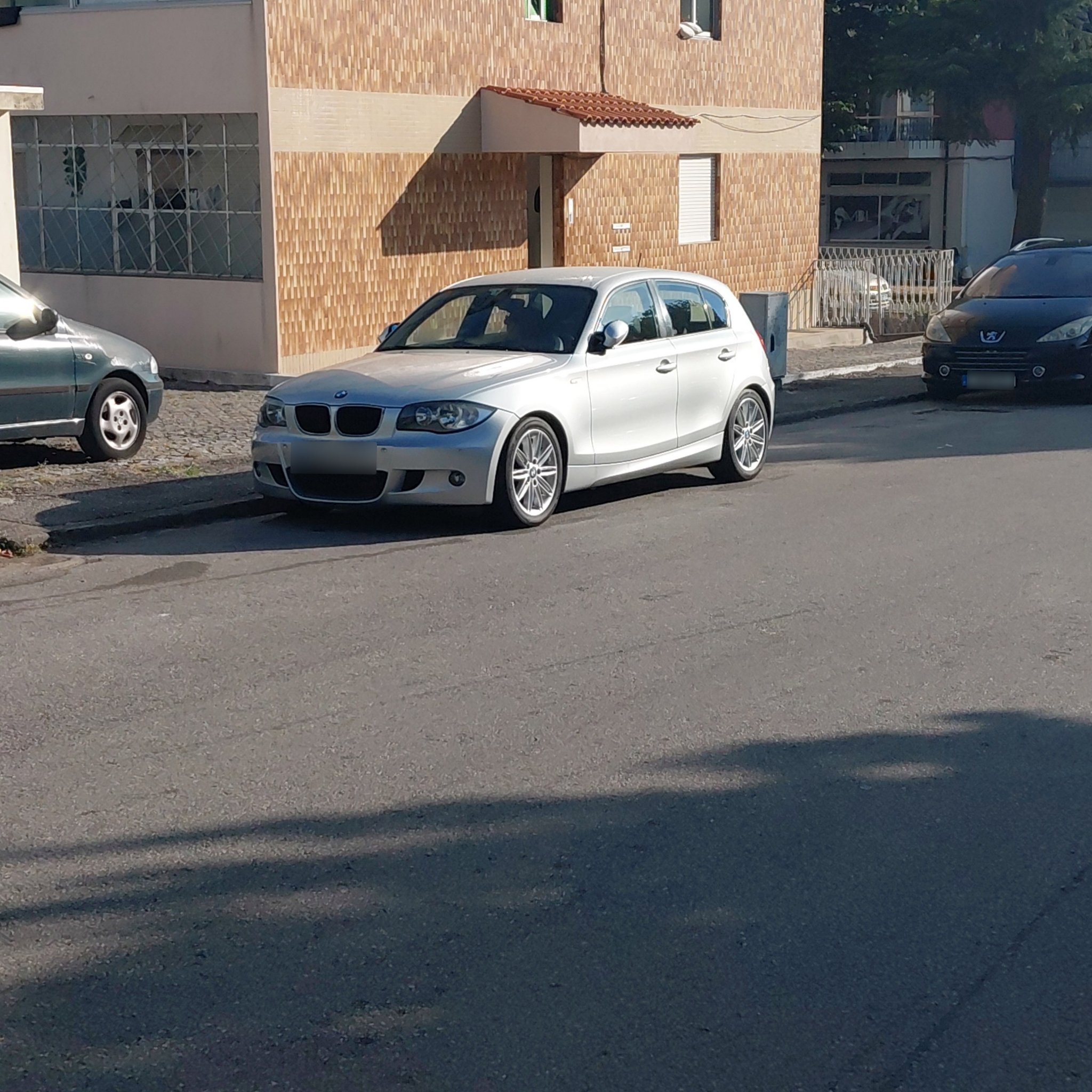 2004 BMW 1 Series (E87)