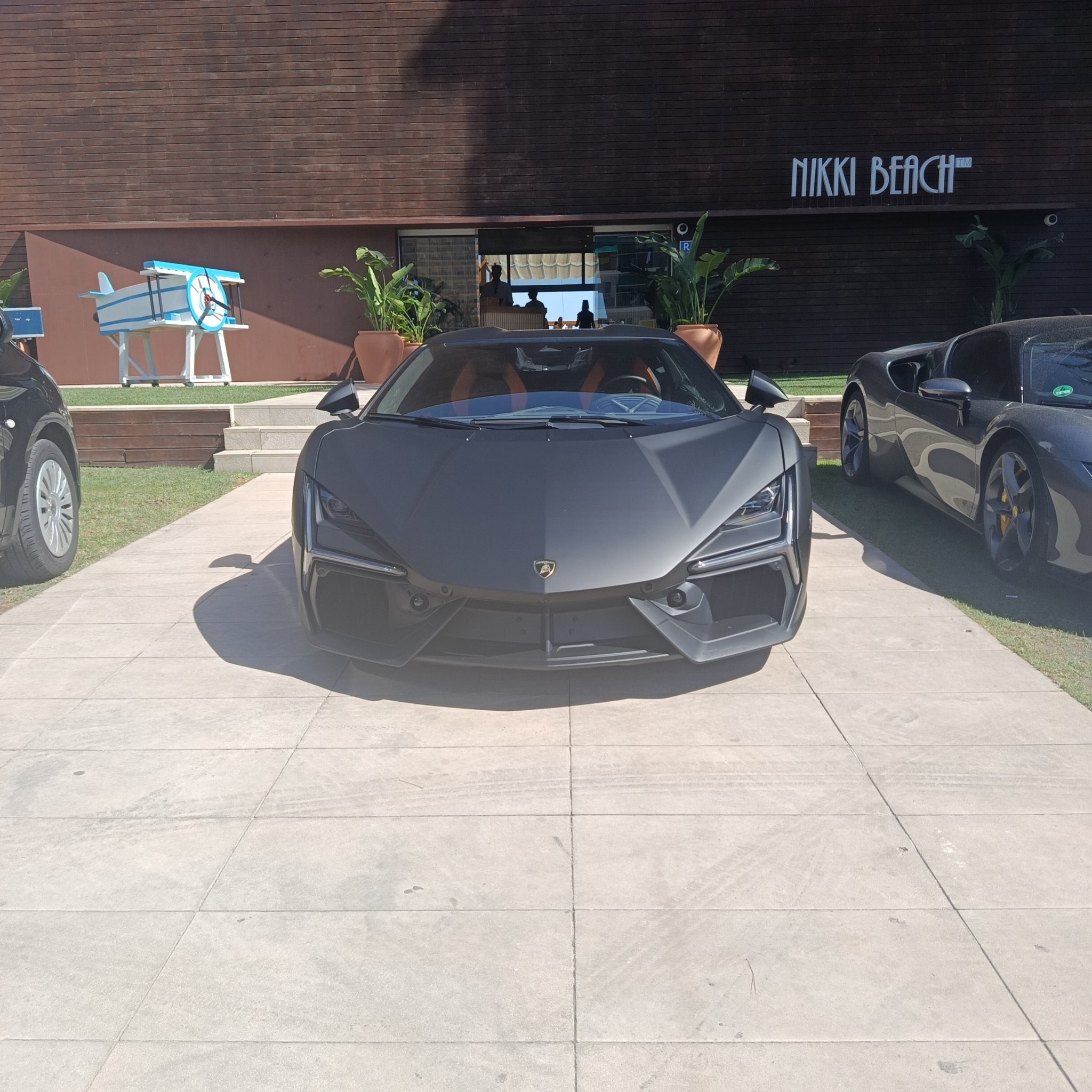2023 Lamborghini Revuelto