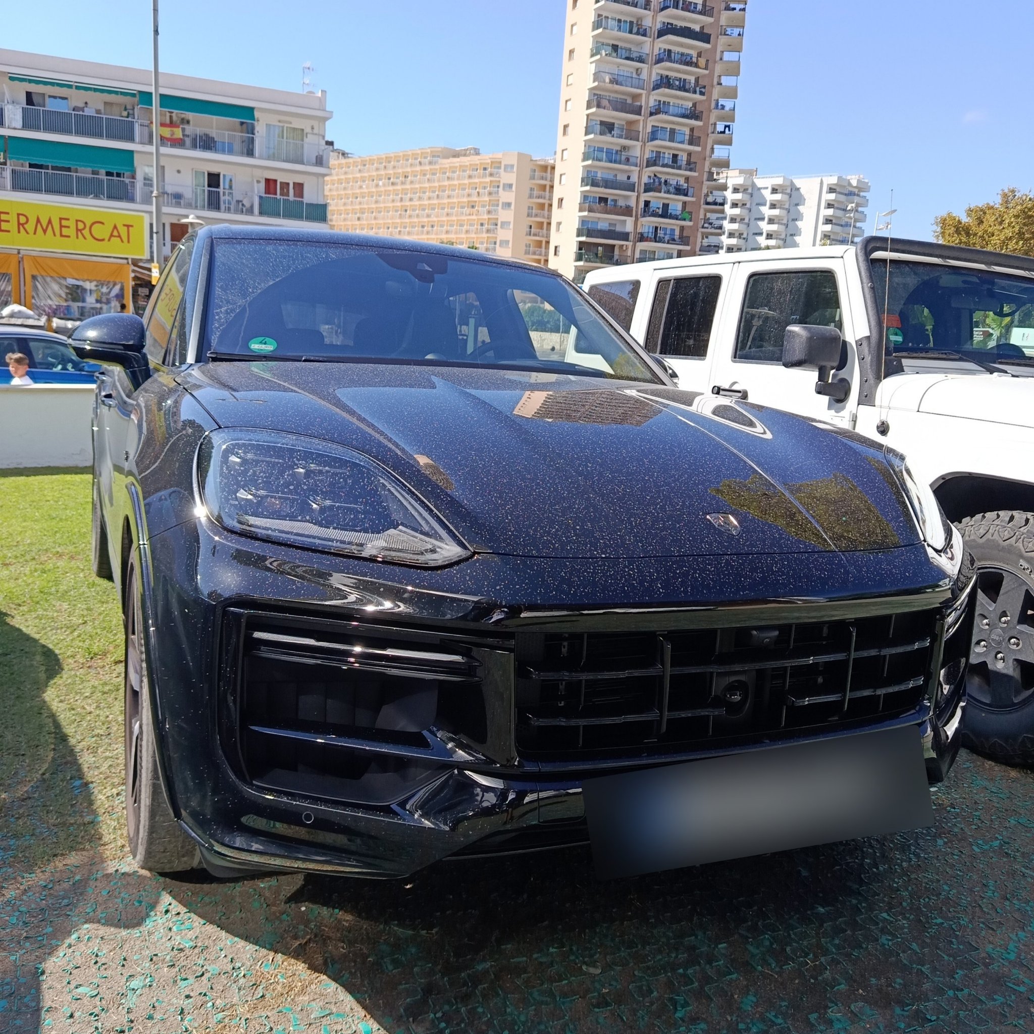 2017 Porsche Cayenne (9YB)