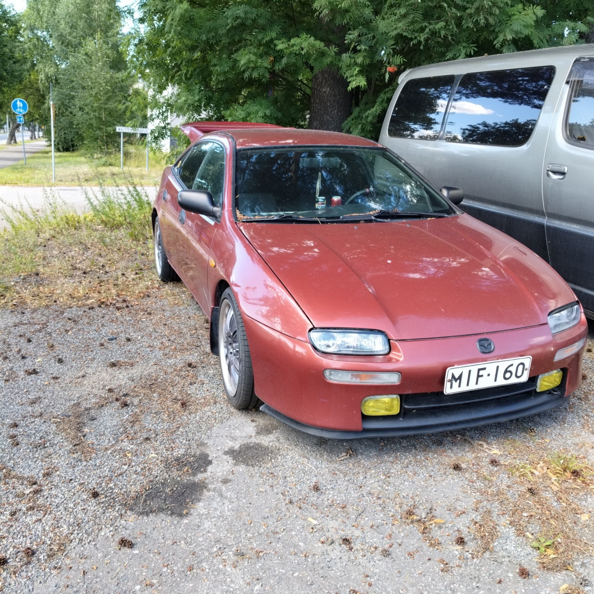 1993 Mazda 323 (BA) Lantis