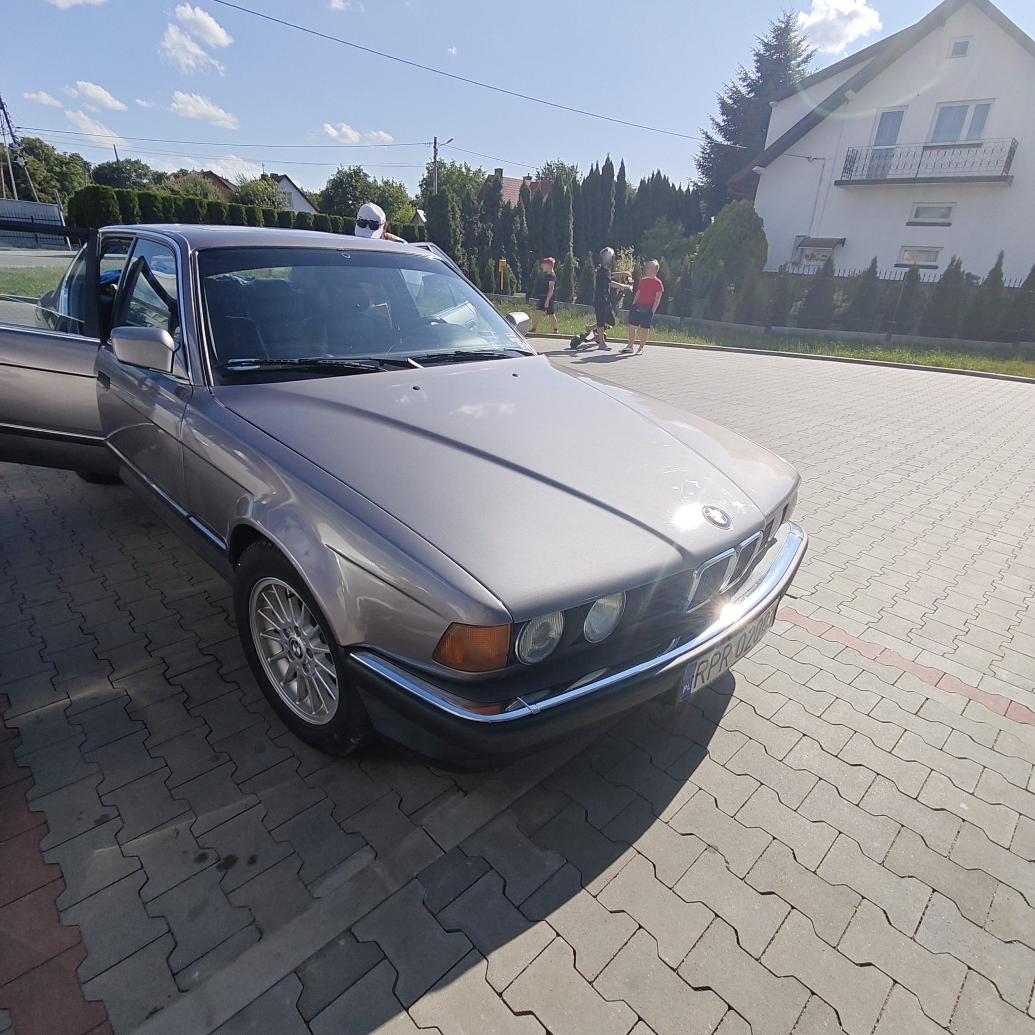 1986 BMW 7 Series (E32)