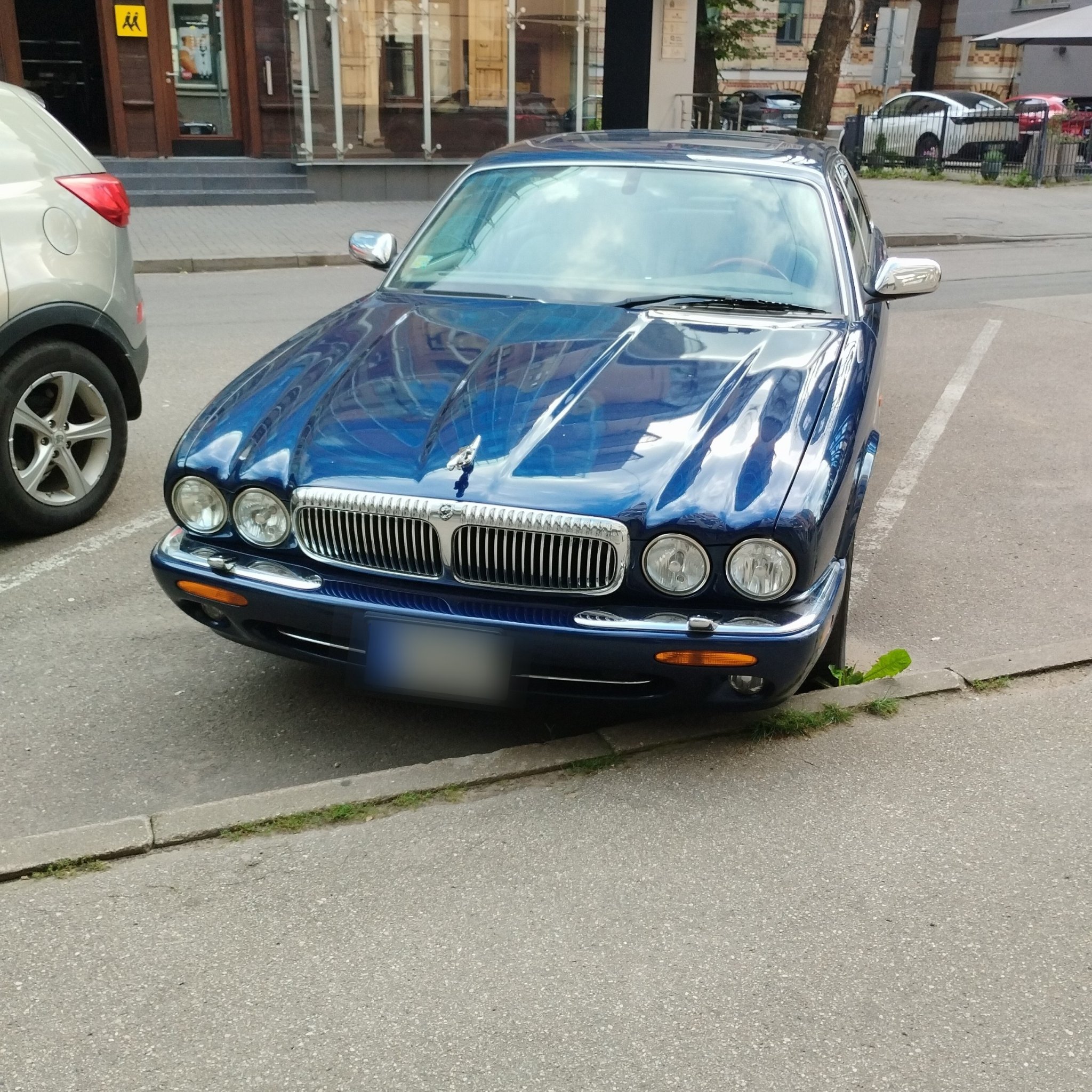 1997 Jaguar XJ (X308)