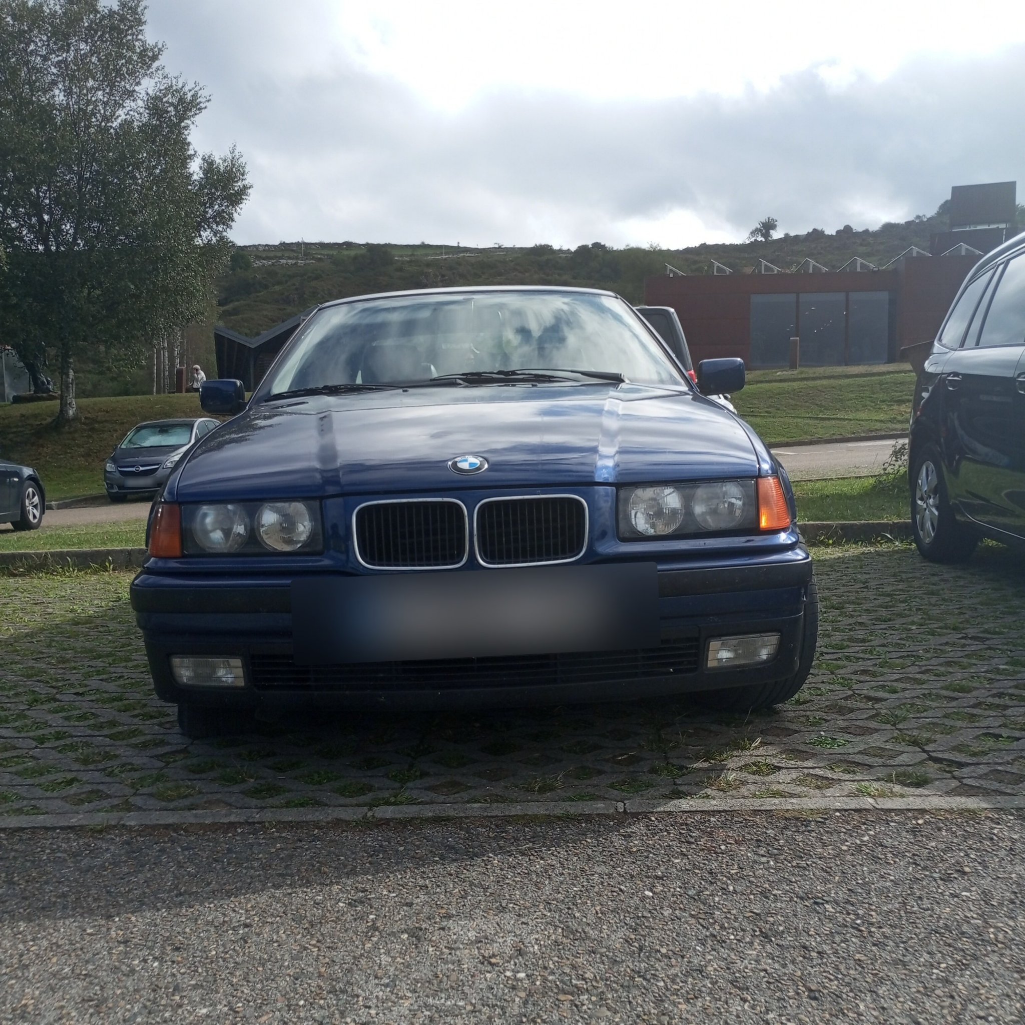 1990 BMW 3 Series (E36) 318is Coupe
