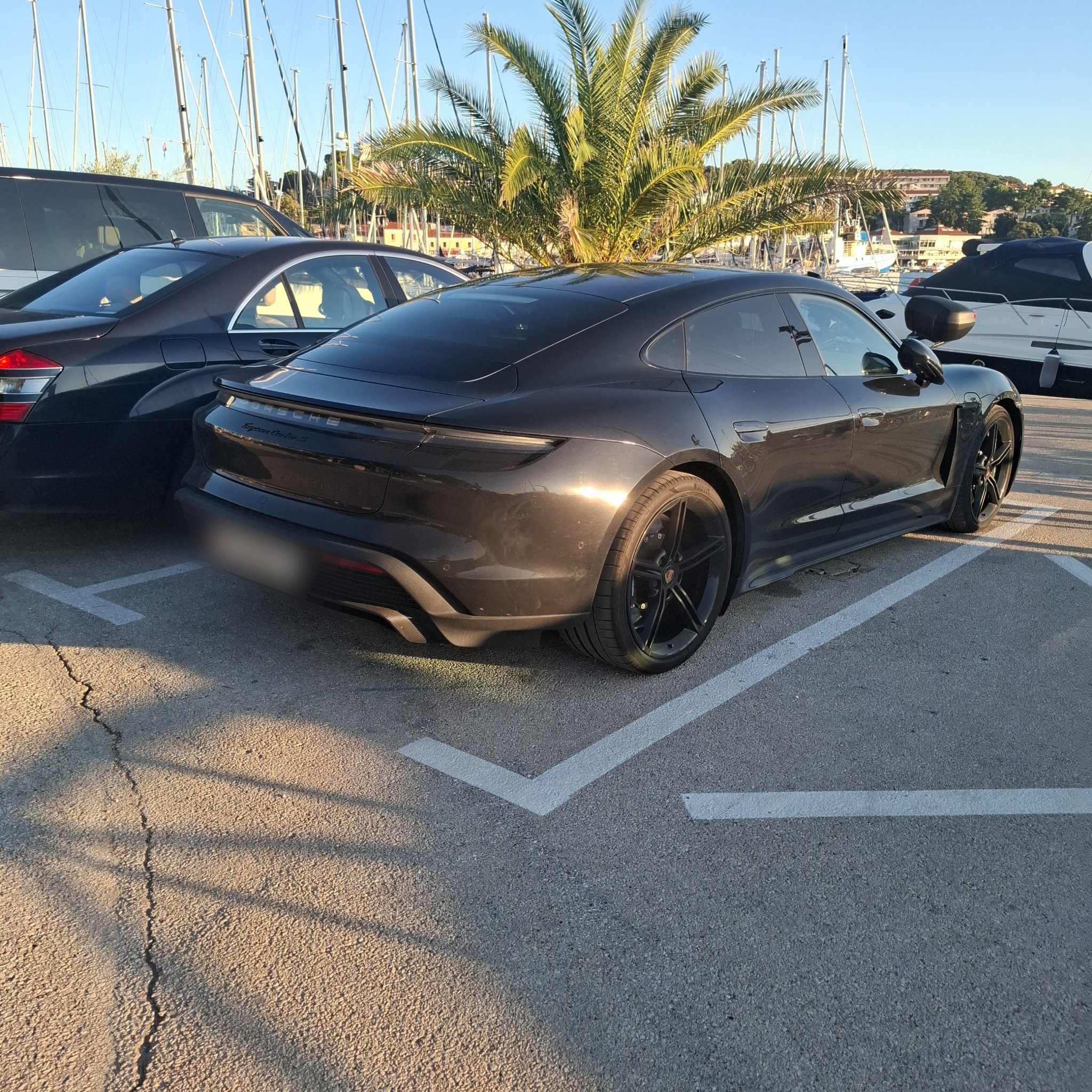 2021 Porsche Taycan (J1) Sport Turismo