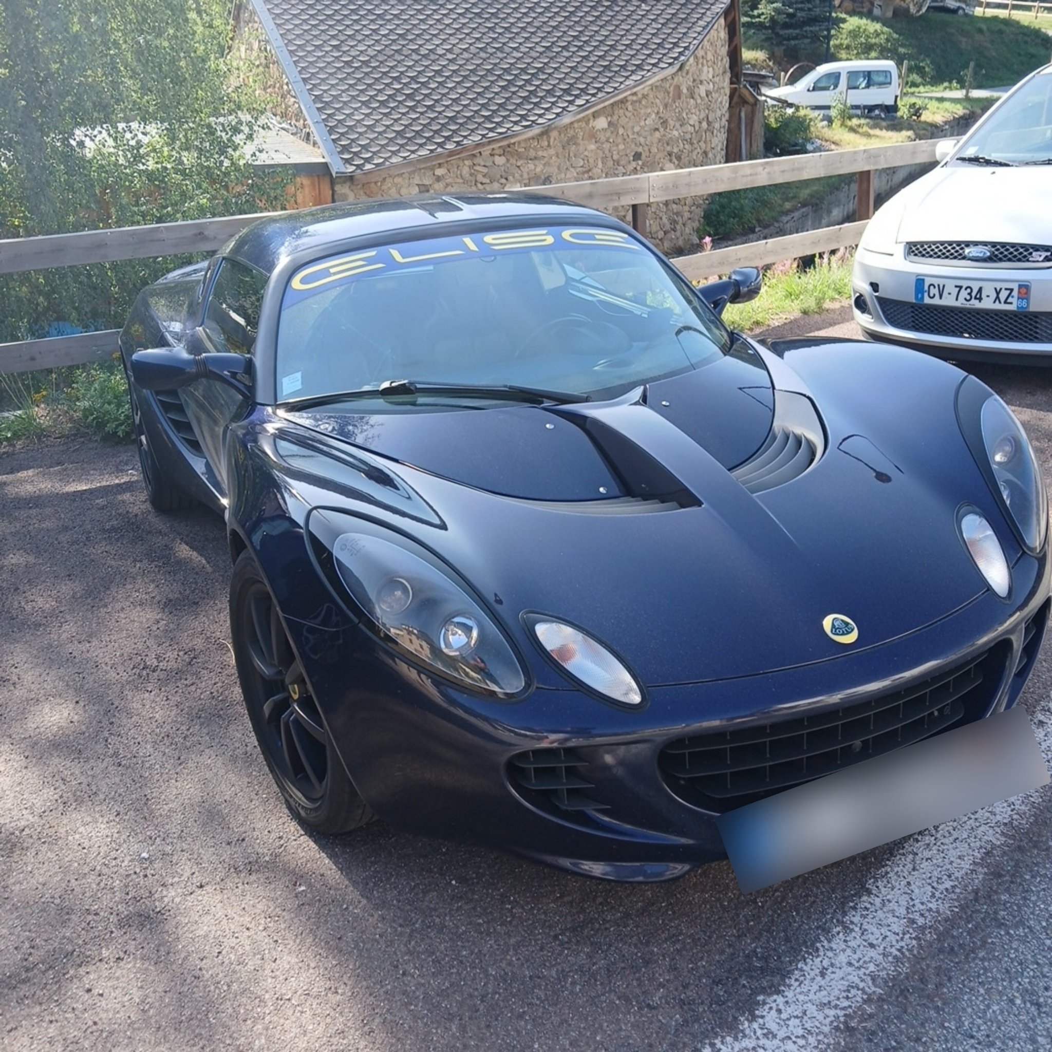 2001 Lotus Elise (Series 2)